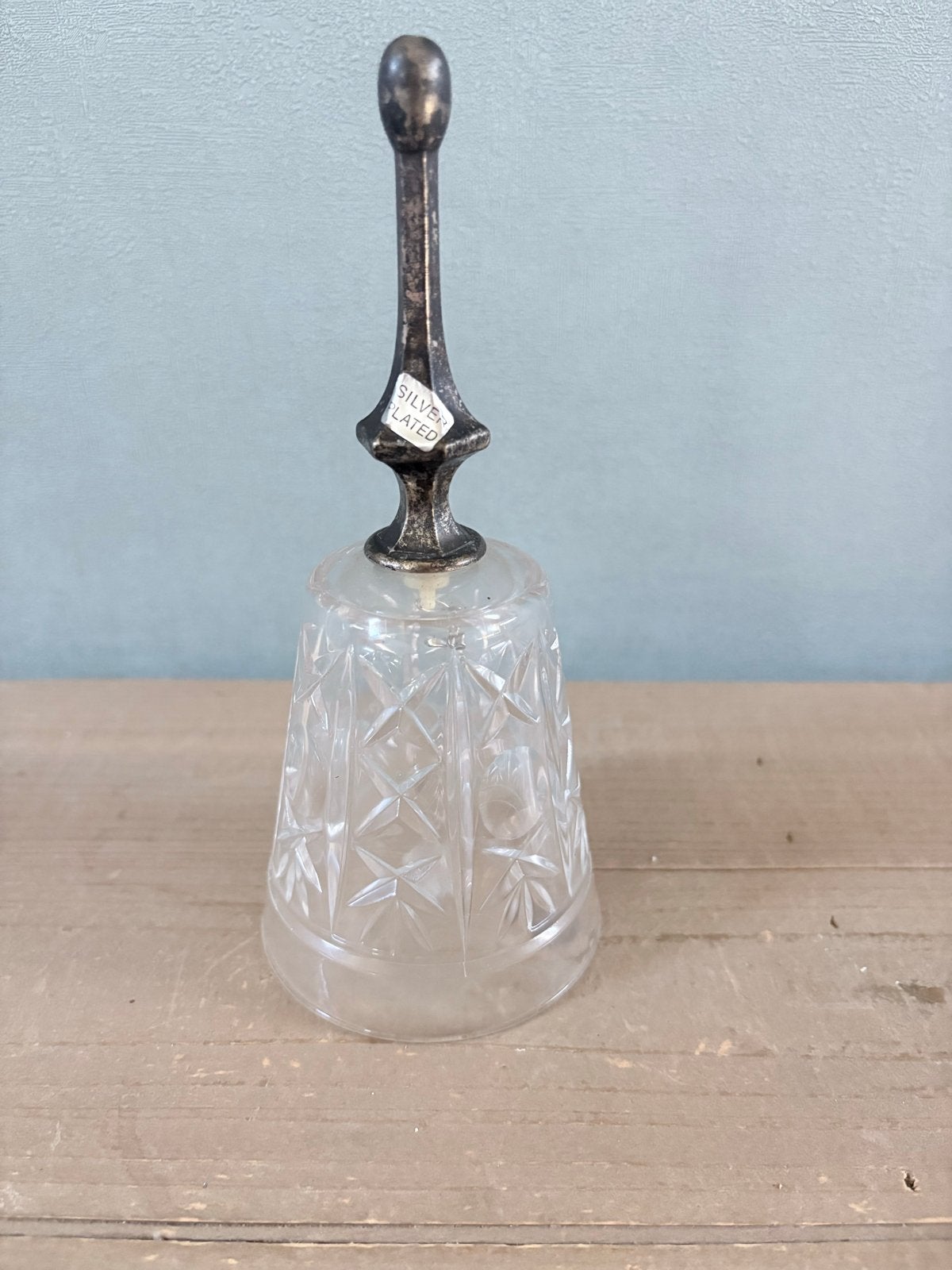 Verzilverde kristal  Tafelbel, Ophalen of Verzenden