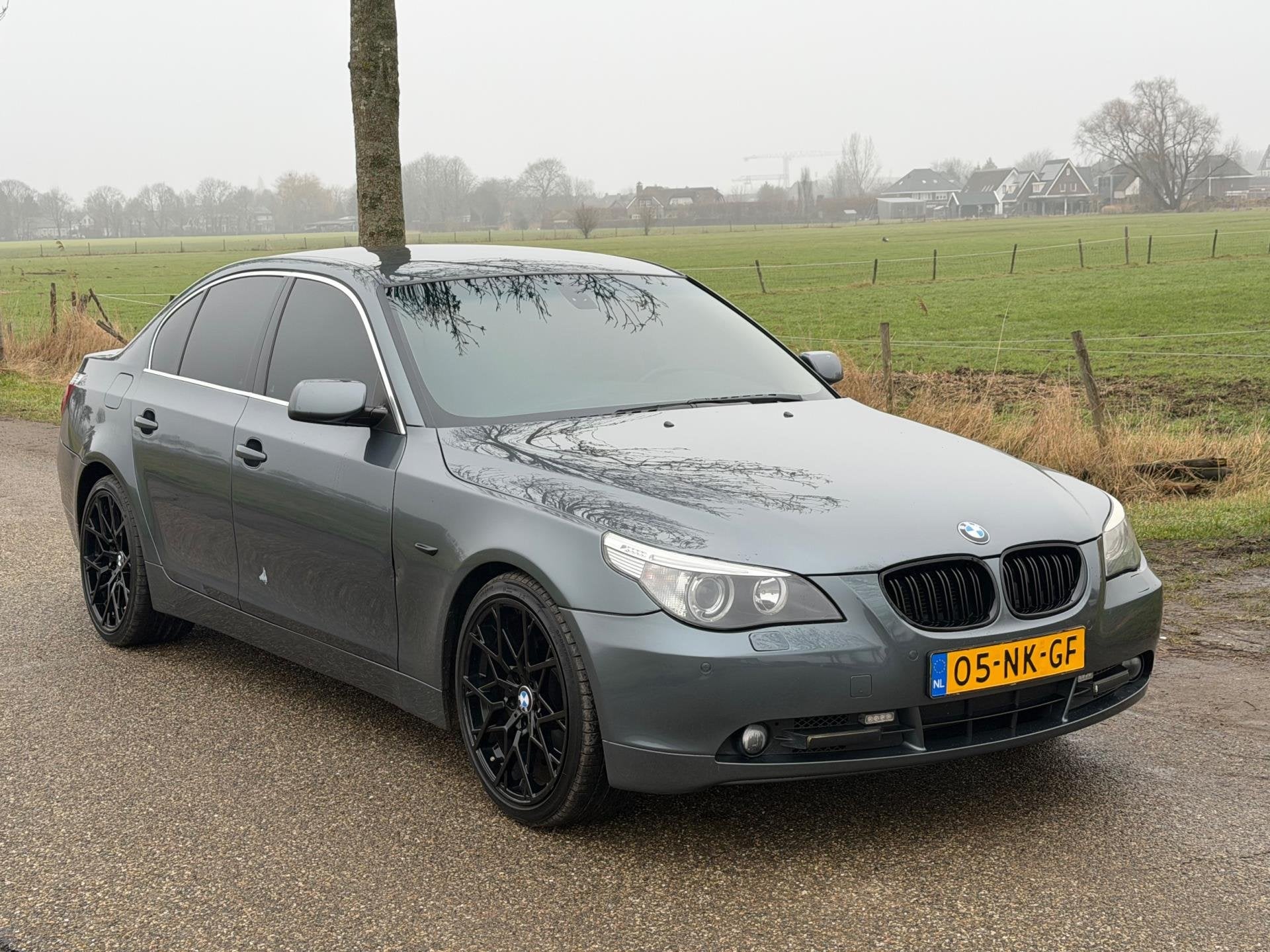 BMW 5-serie 520i Executive AUT Nieuwe APK 04-2027 NAP Leder, Achterwielaandrijving, Gebruikt, Beige, Bedrijf