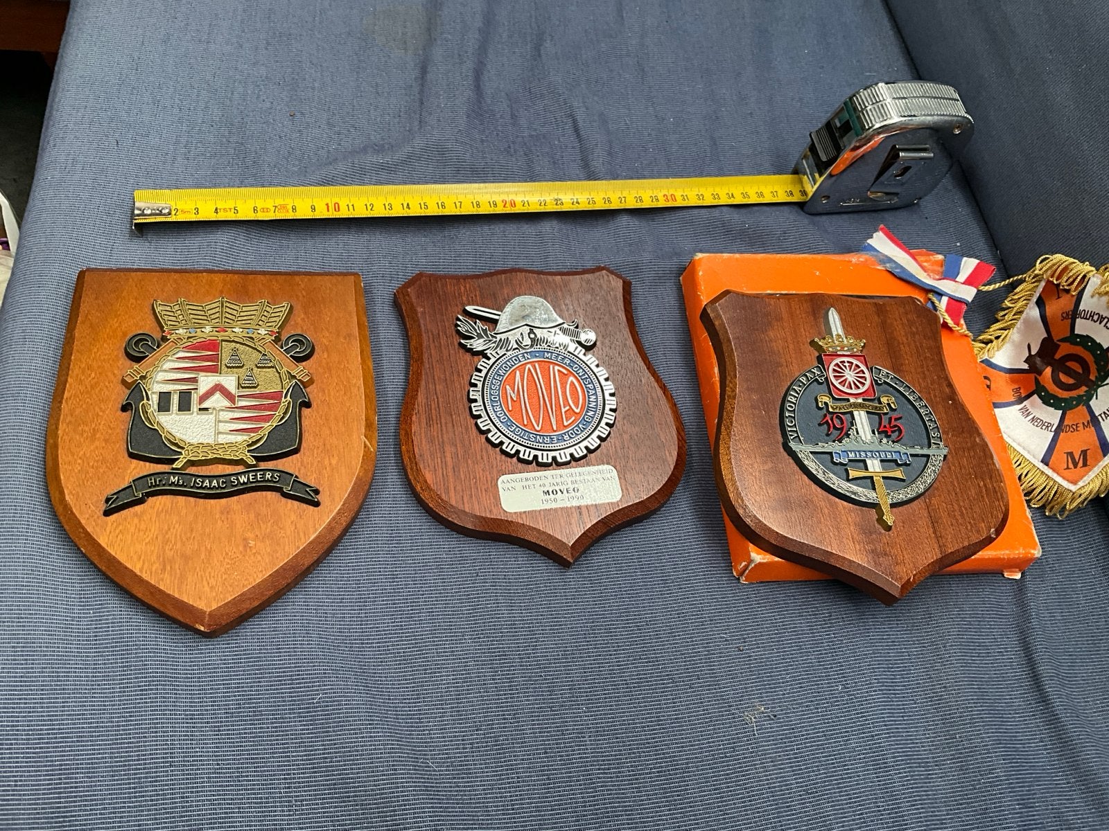 3 historische plaquettes, waaronder Prins Bernhard, Ophalen of Verzenden, Gebruikt