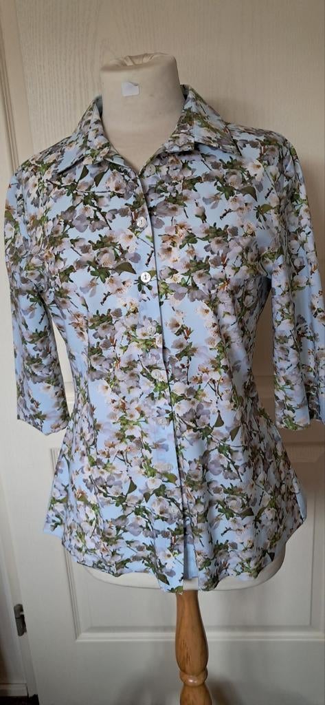 Jane Lushka blouse travelstof maat 38 met bloesemprint, Maat 38/40 (M), Overige kleuren, Onbekend, Ophalen of Verzenden