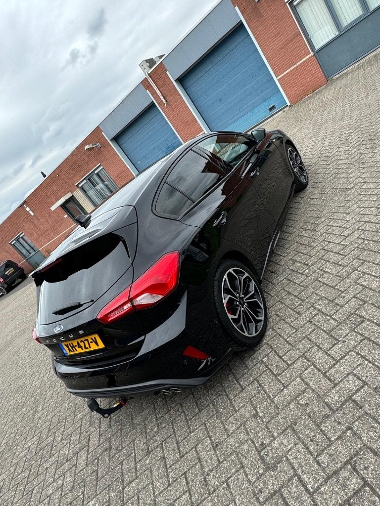 Ford Focus 1.5 Zwart 2019 PANO|CARPLAY|ZIE OMSCHRIJVING, Auto's, Ford, 1263 kg, 4 cilinders, Zwart, Origineel Nederlands