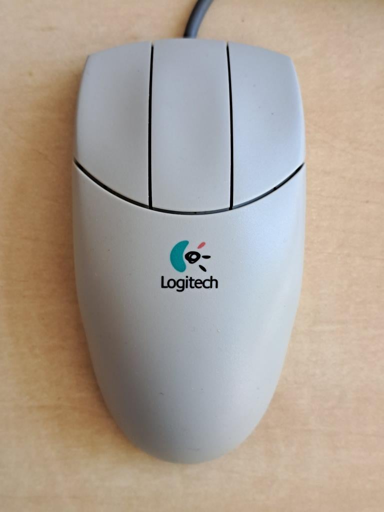 Logitech PS/2 muis, Computers en Software, Muizen, Ophalen, Muis, Logitech, Rechtshandig