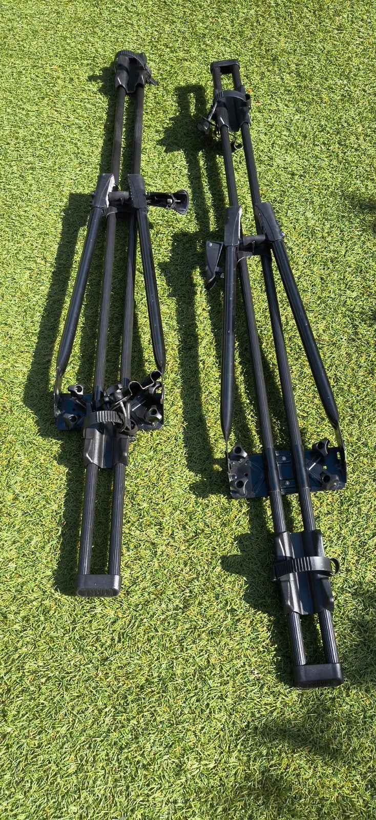 Thule fietsendragers voor dakmontage 2x, Auto diversen, Dakdragers, Ophalen, Gebruikt
