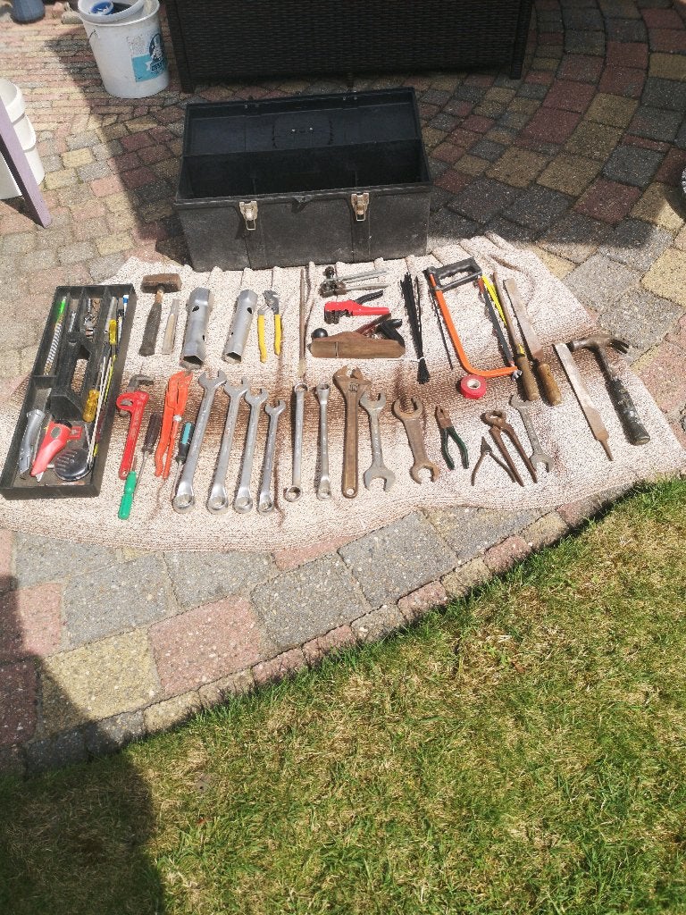 GEREEDSCHAPSKIST MET GEREEDSCHAP, Ophalen, Gebruikt