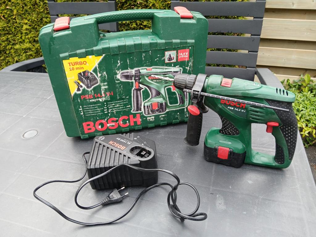 Bosch klopboormachine, Doe-het-zelf en Verbouw, Gereedschap | Boormachines, Ophalen, Boormachine