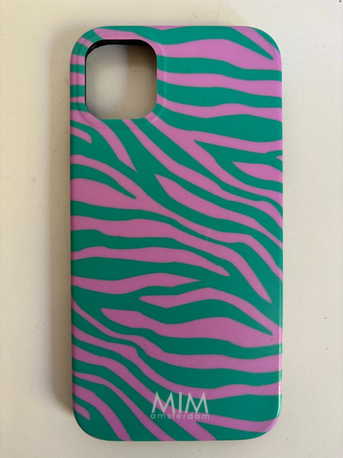 MIM Amsterdam iPhone 11 hoesje - Zebra print roze/groen, Kunststof, IPhone 11, Gebruikt, Overige merken