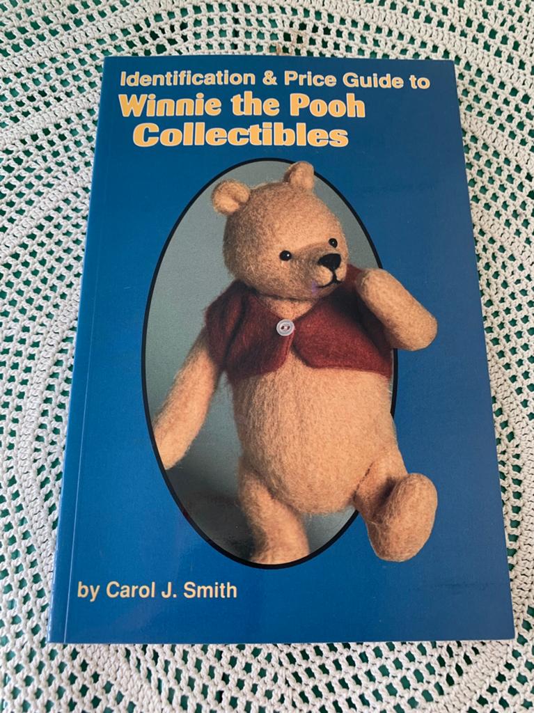 Winnie the Pooh Collectibles Carol J. Smith, Boeken, Ophalen of Verzenden, Zo goed als nieuw, Zwangerschap en Bevalling