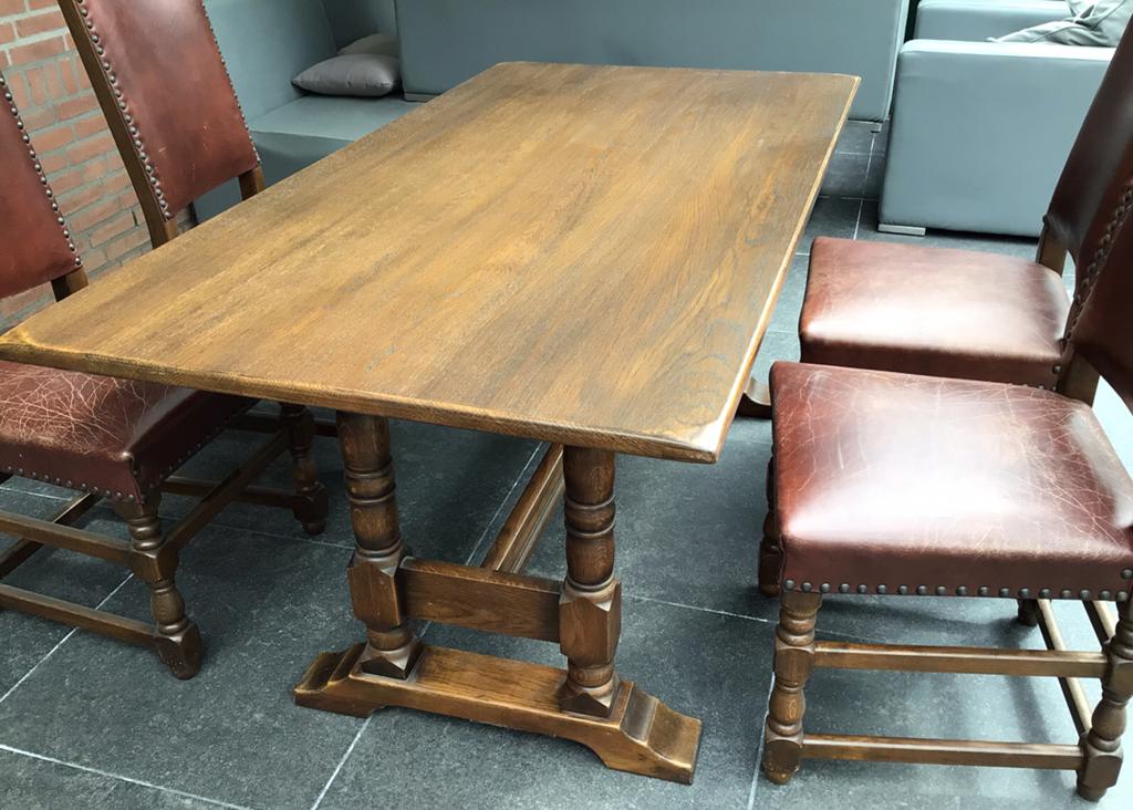 Klooster tafel met 4 stoelen, Antiek en Kunst, Ophalen