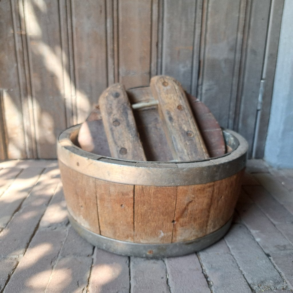 Grote oude ronde houten kaasmal kaas mal + deksel *Etage3*, Huis en Inrichting, Woonaccessoires | Overige, Gebruikt, ., Ophalen of Verzenden
