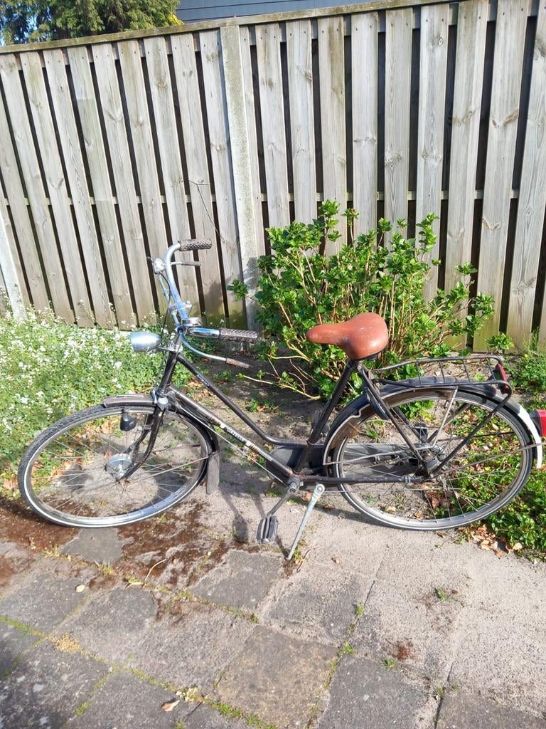 Degelijke damesfiets  zwart, Ophalen of Verzenden, Gebruikt, Overige merken