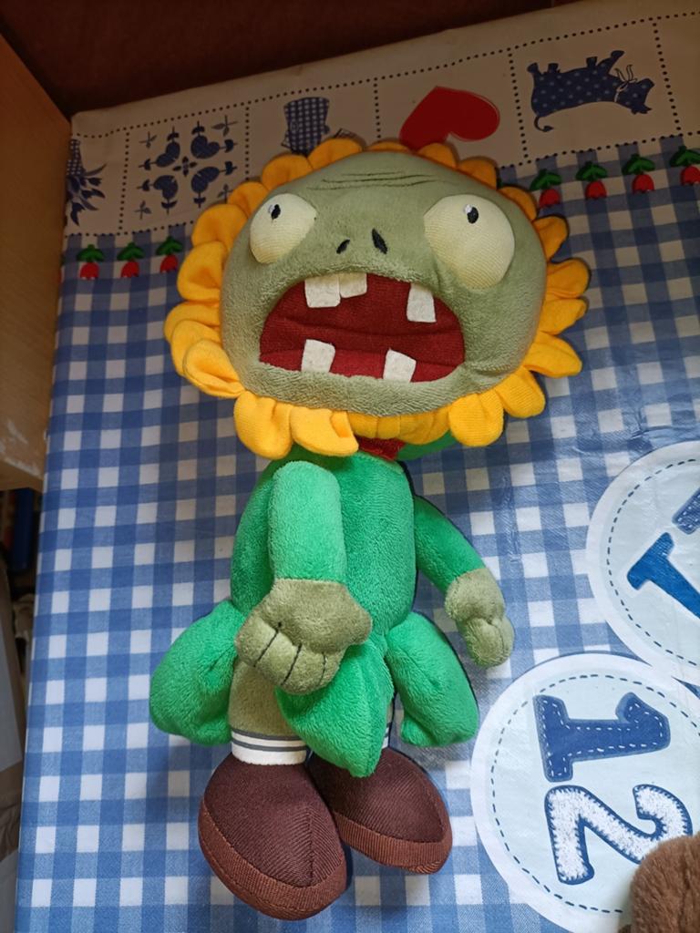 Plants vs Zombie knuffel 32 cm groot, Ophalen of Verzenden, Zo goed als nieuw, Overige typen