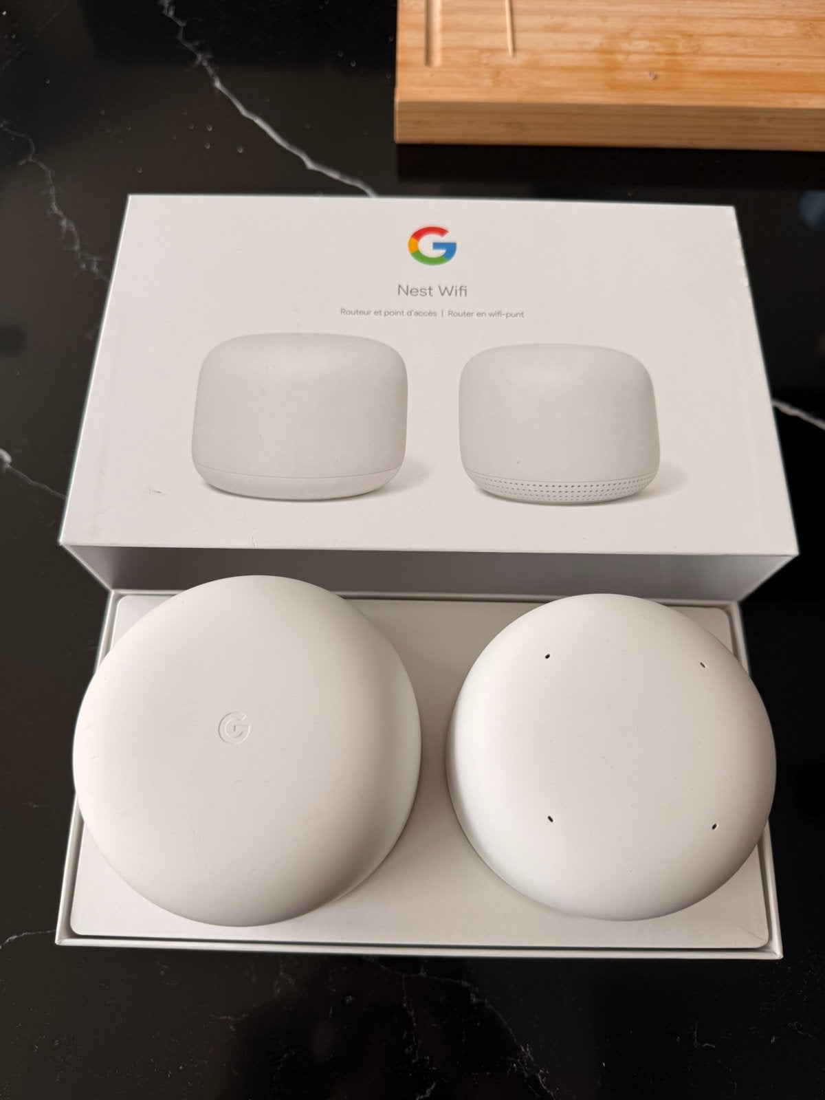 Google Nest Wifi – 4-delige set: 2 routers + 2 access points, Computers en Software, WiFi-versterkers, Ophalen of Verzenden, Zo goed als nieuw