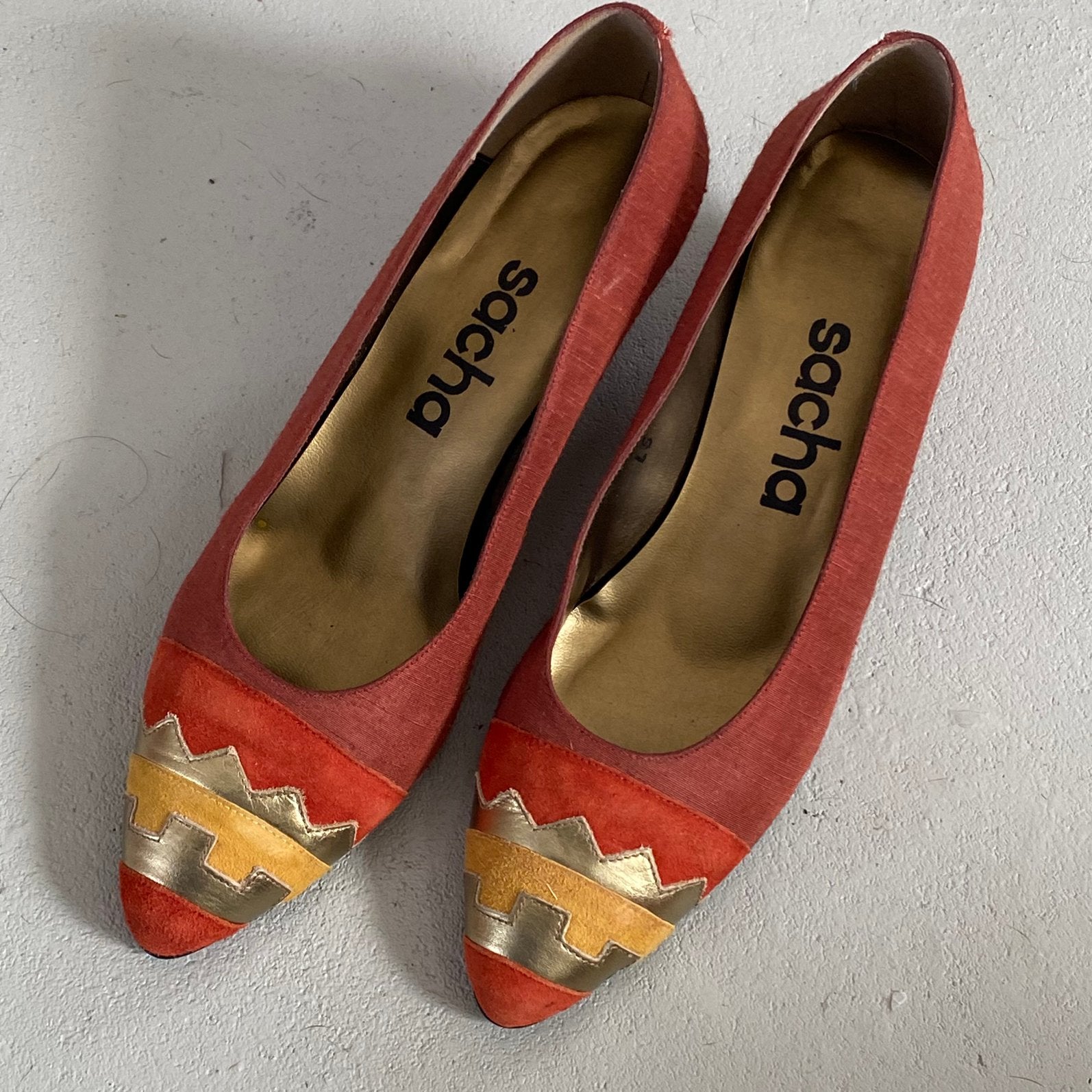 Super mooie pumps van Sacha / Lola Shoes maat 38, Pumps, Overige kleuren, Verzenden, Zo goed als nieuw