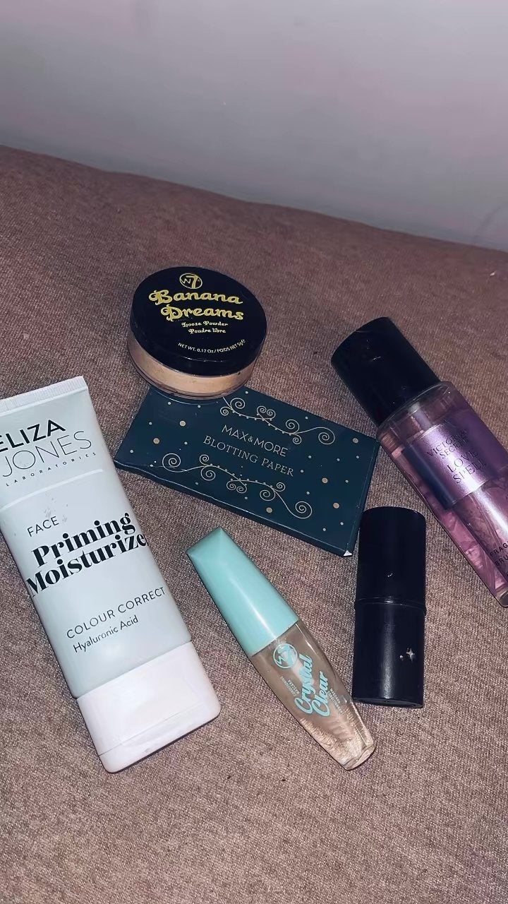 Make-up en verzorgingsproducten set, Gebruikt, Overige kleuren, Gehele gezicht, Ophalen of Verzenden