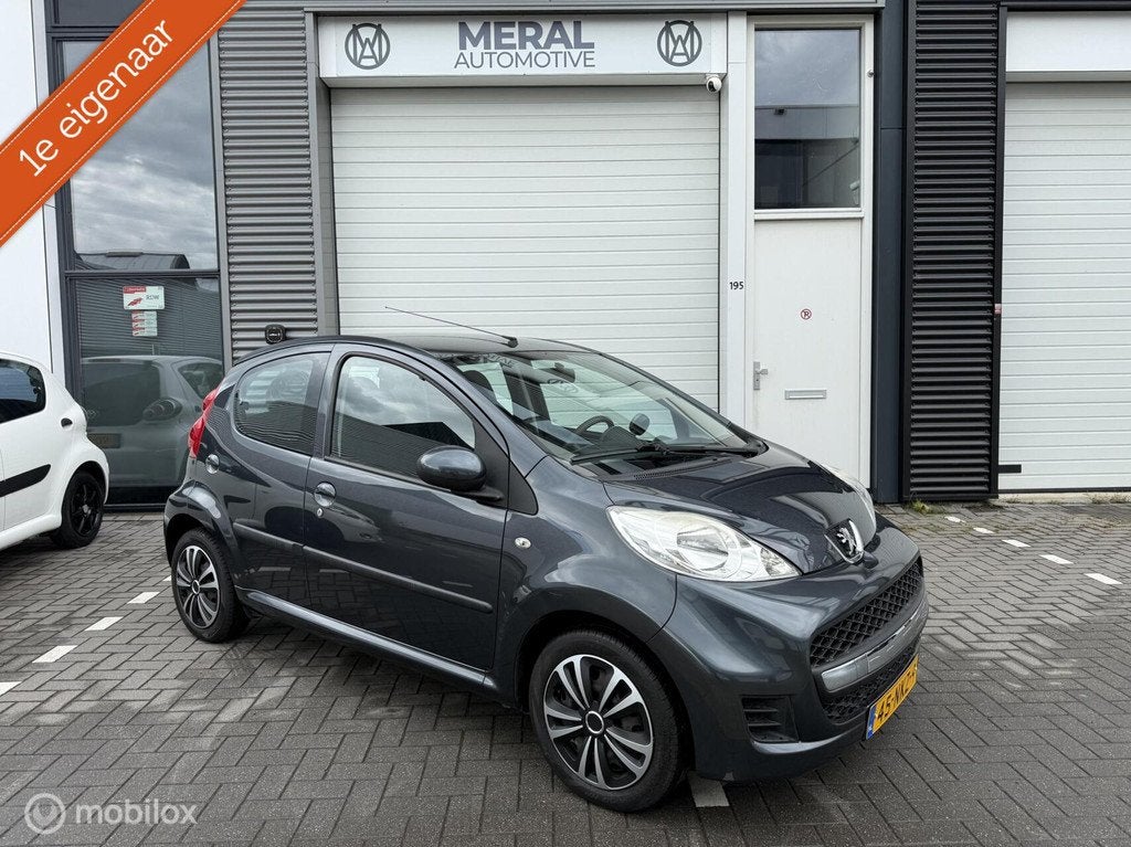 Peugeot 107 1.0-12V Urban Move 5Drs Airco NAP Apk maart 2027, Auto's, Peugeot, Voorwielaandrijving, Euro 5, Gebruikt, Elektrische ramen