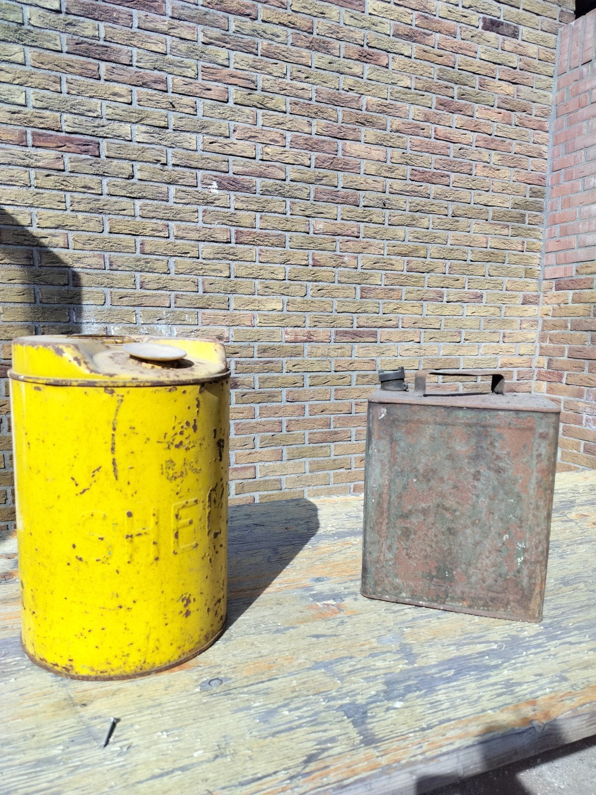 Vintage Shell en militaire jerrycans, Ophalen of Verzenden, Landmacht, Nederland