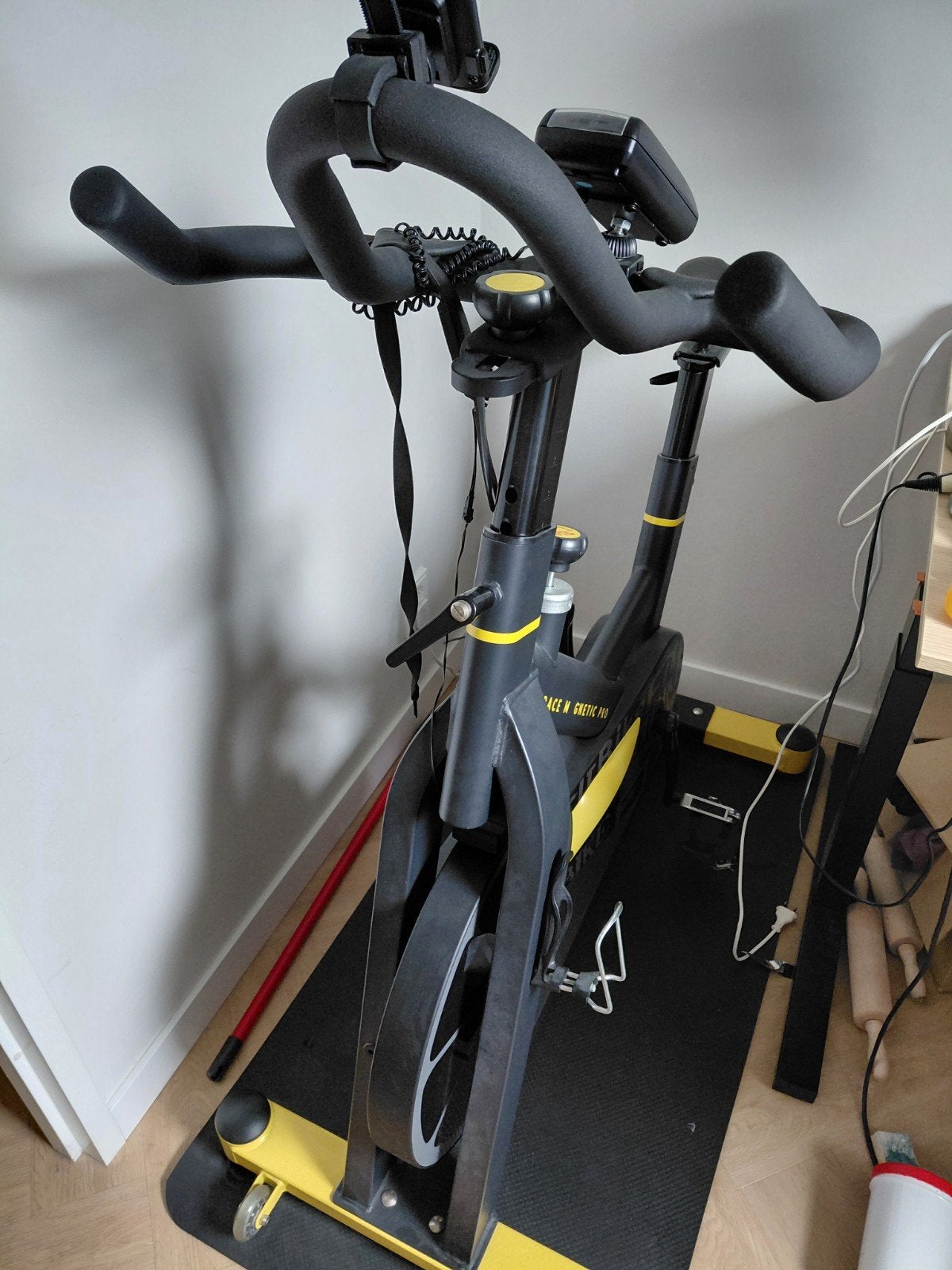 FitBike Race Magnetic Pro Spinningfiets, Sport en Fitness, Fitnessapparatuur, Ophalen