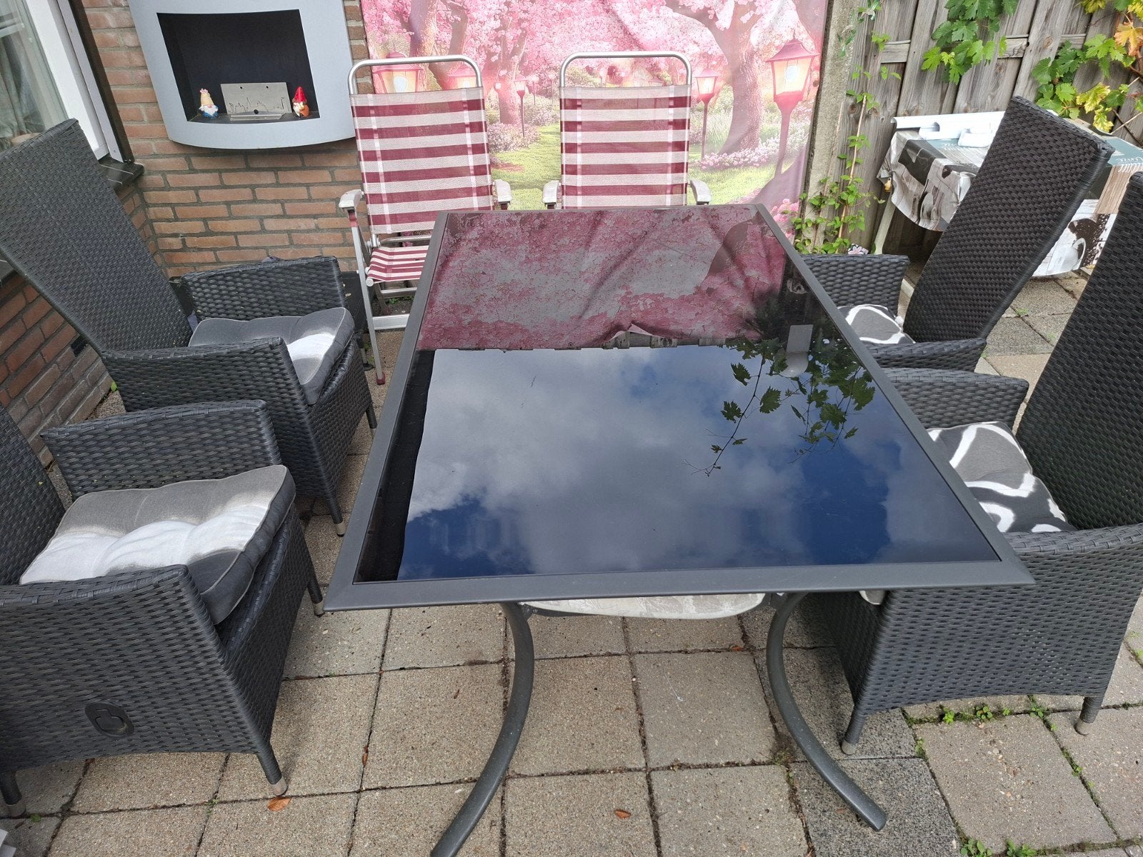 Tuinset met 4 stoelen en glazen tafel, Tuin en Terras, Ophalen, 4 zitplaatsen, Gebruikt, Wicker
