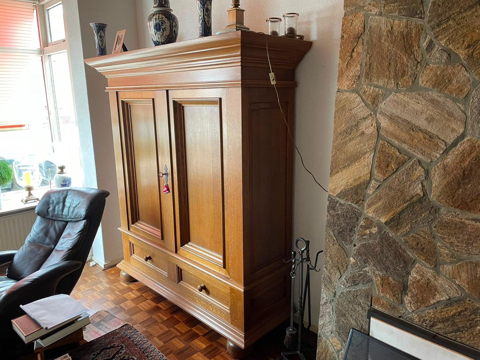 ⭐️⭐️⭐️ Eiken toog Kast met 2 Deuren en 2 Laden, Ophalen