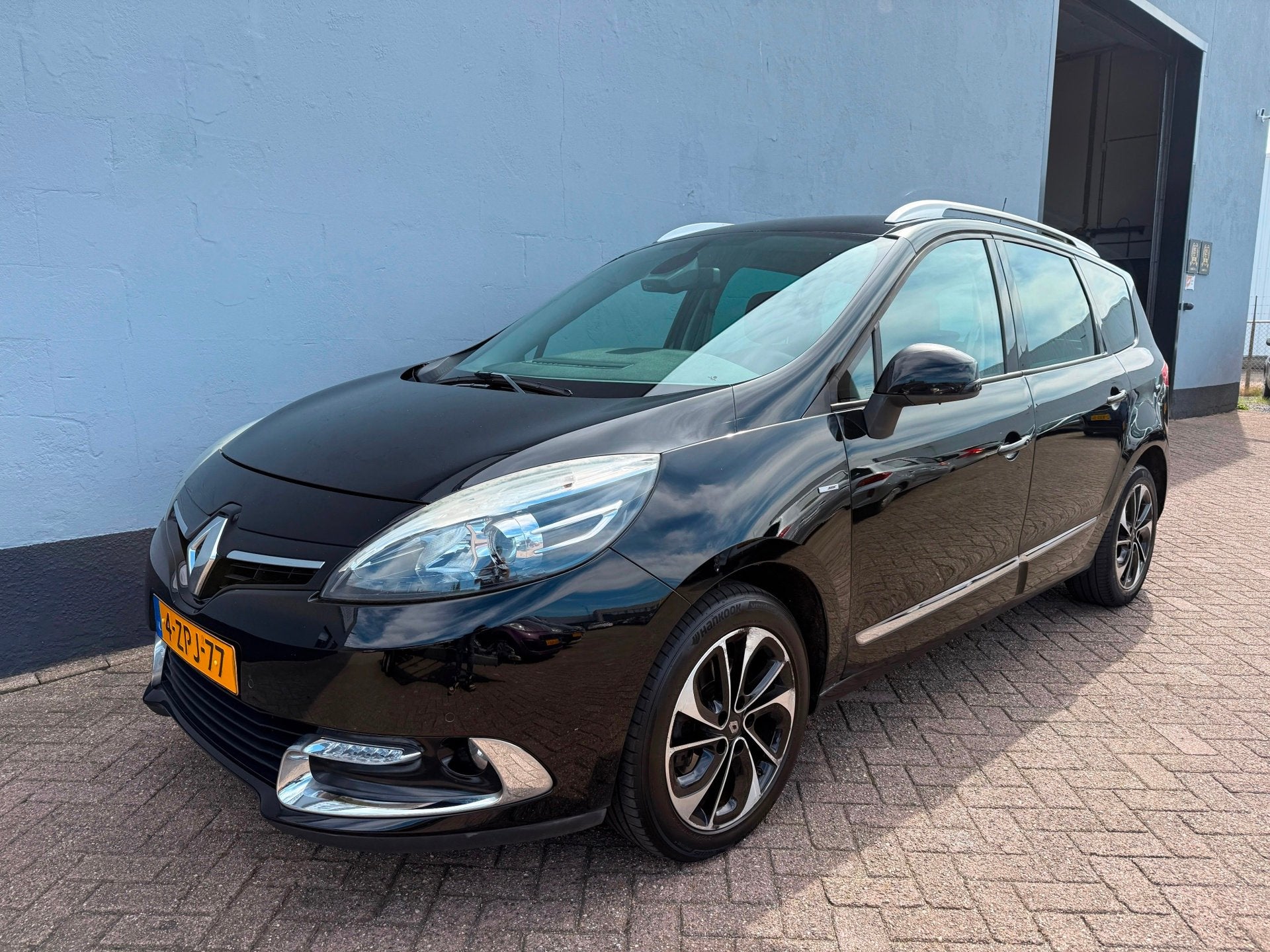 Renault Grand Scénic 1.2 TCe Bose - Navigatie, Auto's, Voorwielaandrijving, Euro 5, Gebruikt, Huisgarantie