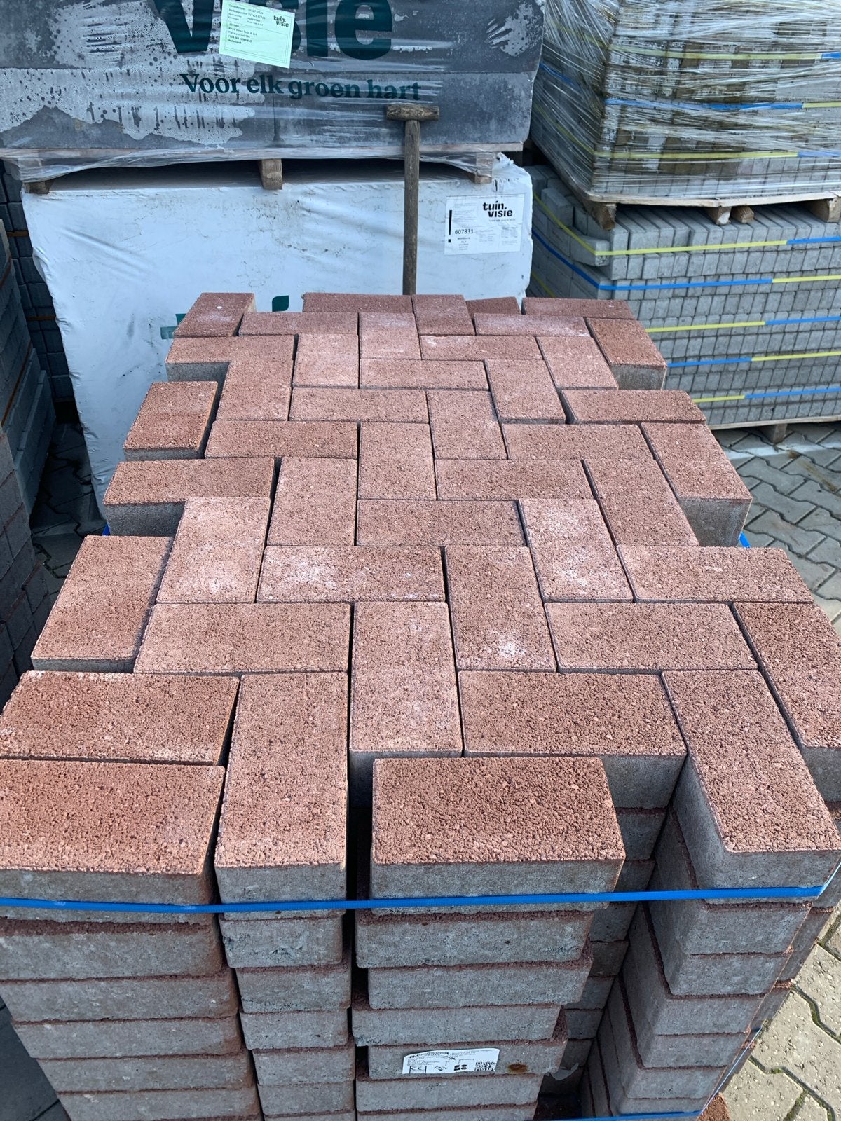 Betonklinker 8cm Oud Bruin met Structuur restpartij 50m2, Tuin en Terras, Klinkers, Nieuw, Ophalen of Verzenden, Beton