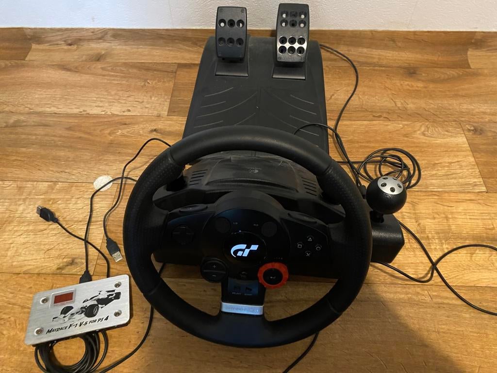 Driving force gt + maxrace f-1 v-5, Ophalen of Verzenden, Zo goed als nieuw