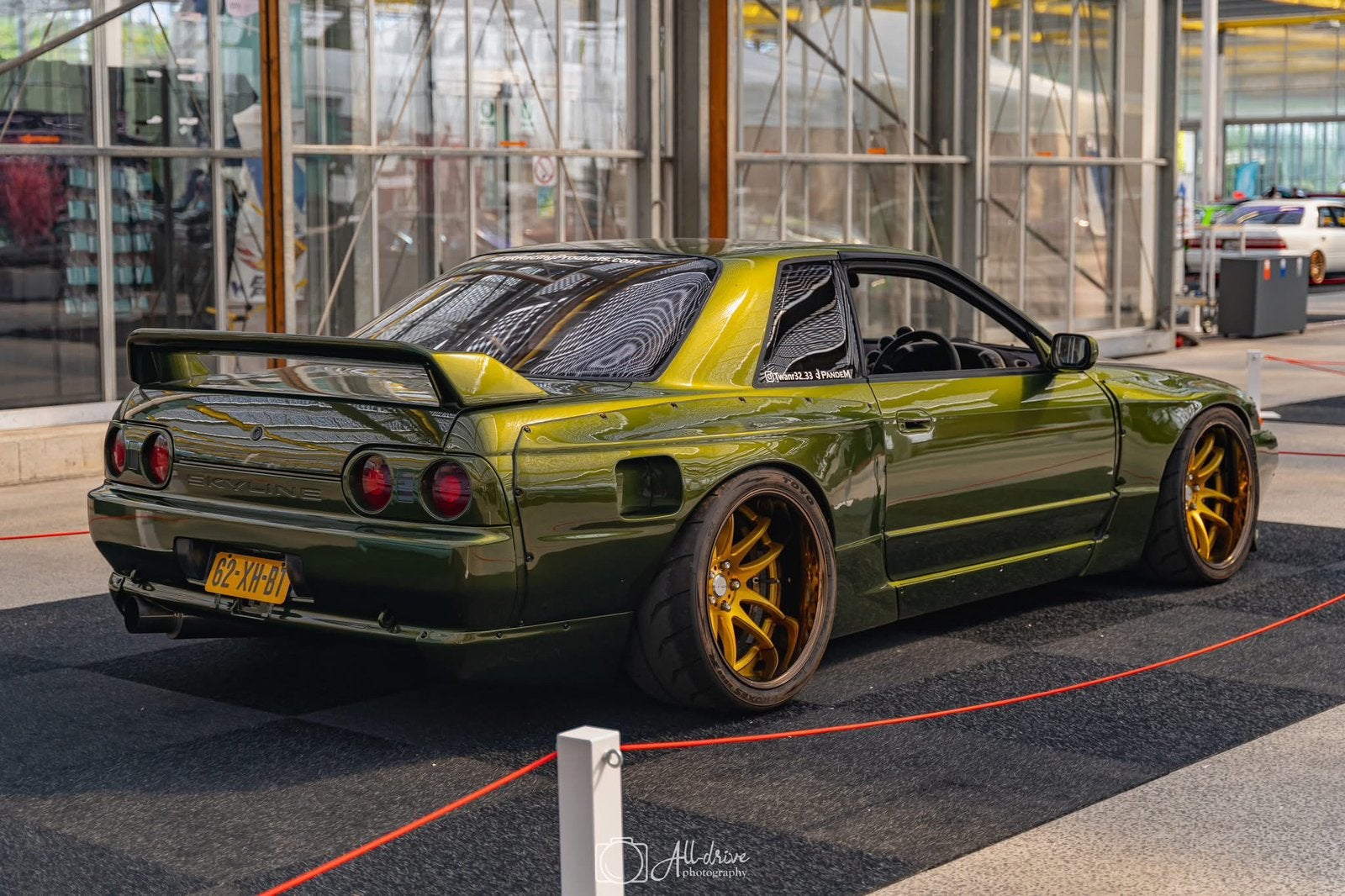 Nissan Skyline R32 GTST Pandem Nieuwe Apk 2 jaar, Auto's, Nissan, 1998 cc, Achterwielaandrijving, 216 pk, Zwart
