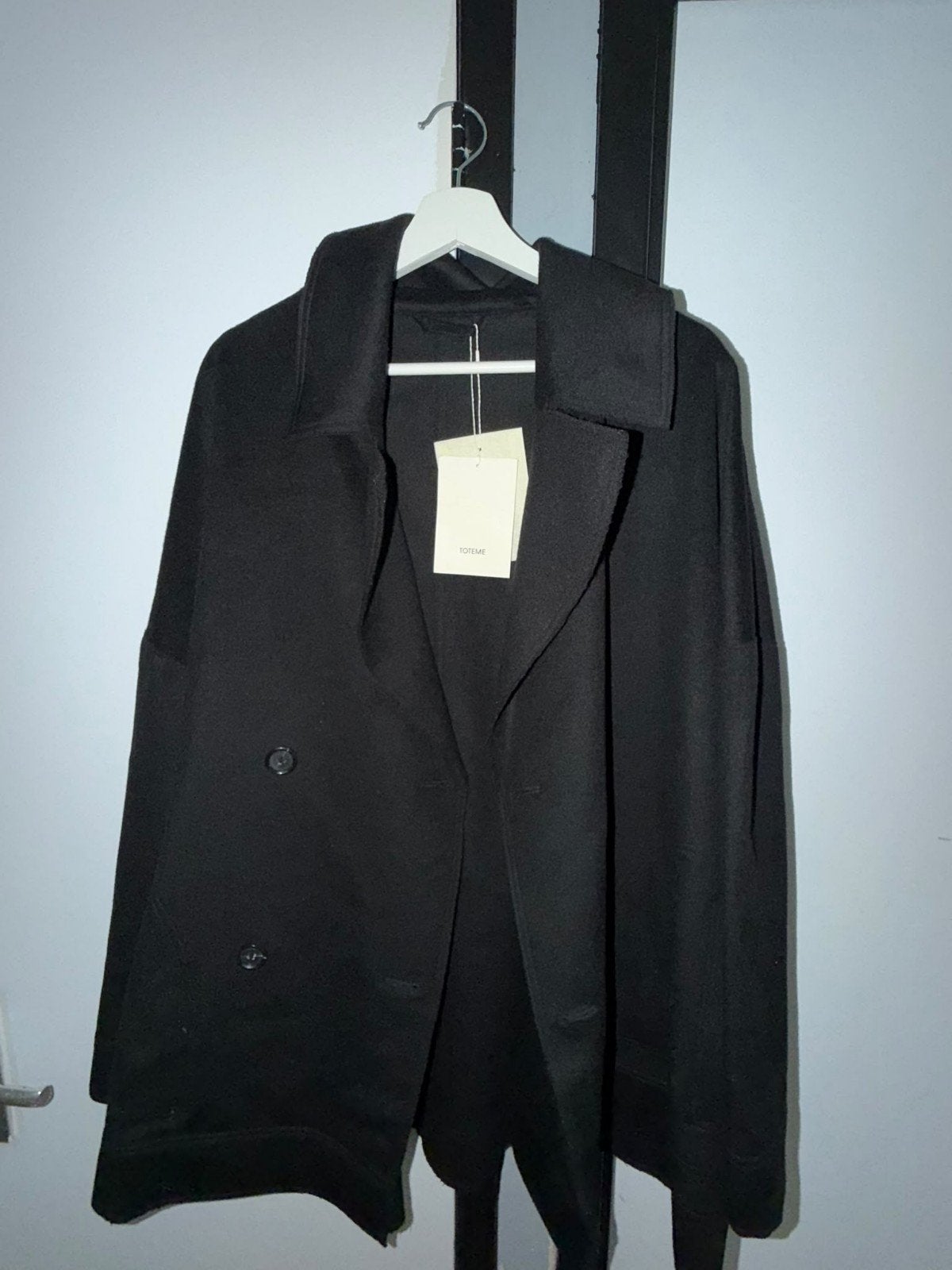 Toteme jas - Zwarte wollen jas met wijde pasvorm, Kleding | Dames, Zwart, Nieuw, Toteme, Ophalen