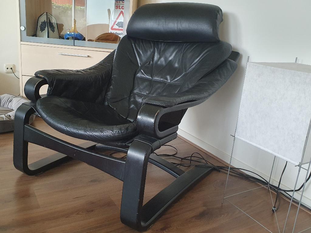 Stoelen Zweeds design, Huis en Inrichting, Fauteuils, Gebruikt, Hout, Leer, 50 tot 75 cm, Minder dan 75 cm, Ophalen