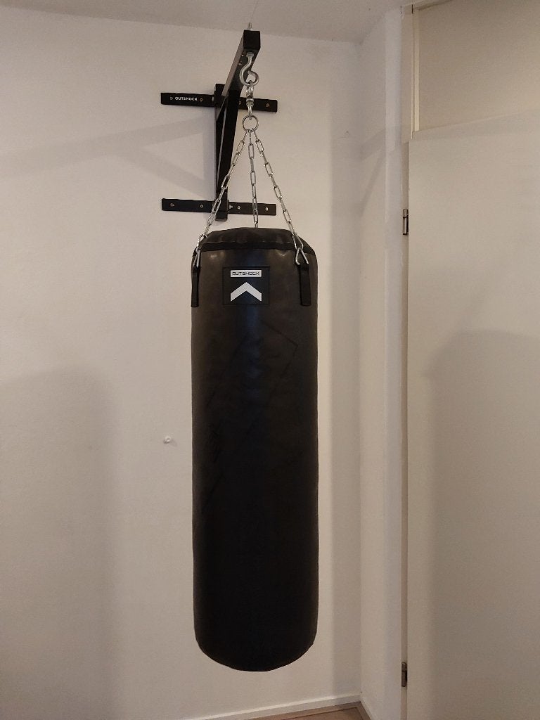 Bokszak OUTSHOCK 20 kg, Ophalen, Zo goed als nieuw, Bokszak