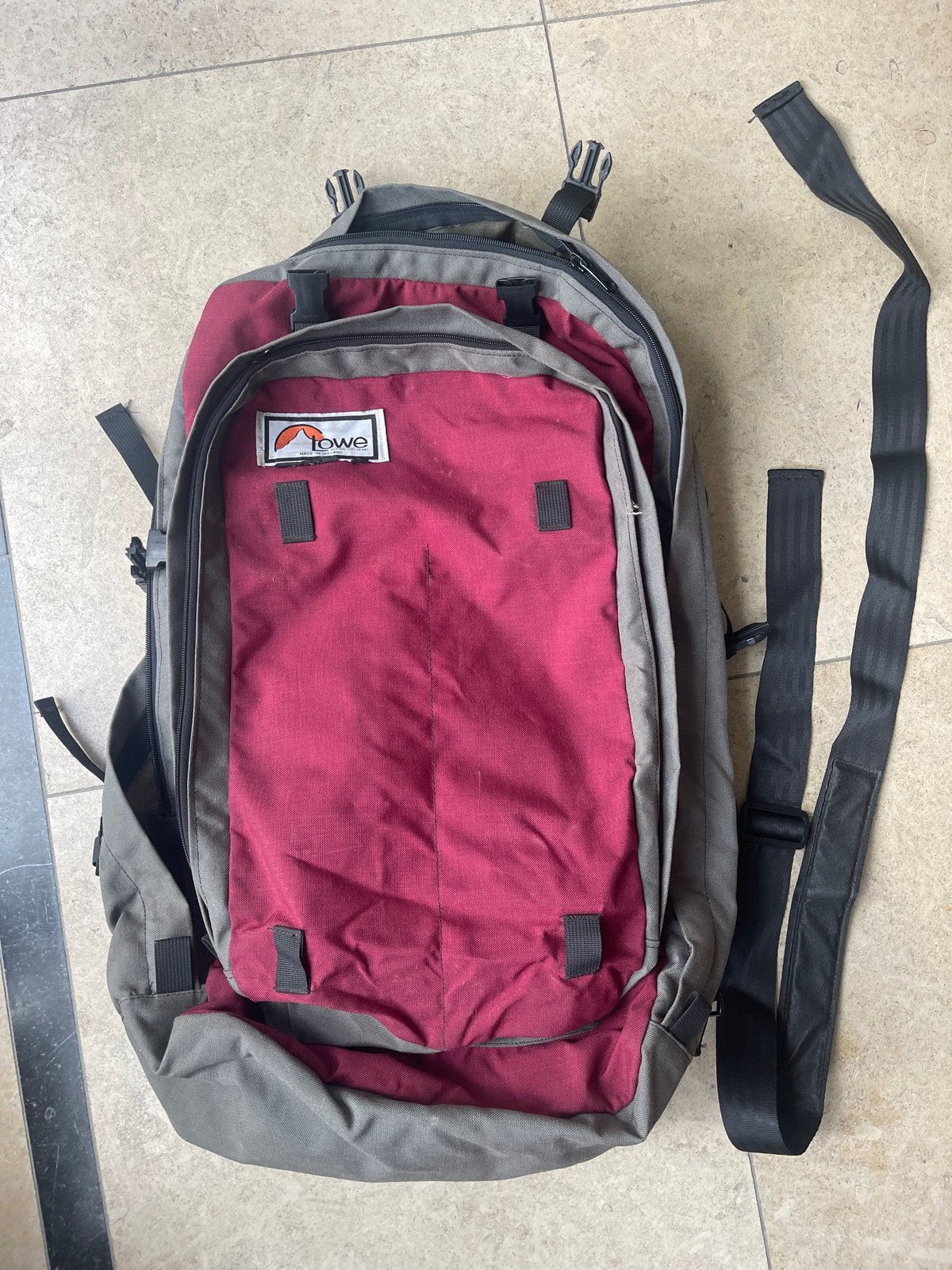 Lowe Backpack 70L - Bordeaux Rood/Grijs - Multifunctioneel, Ophalen of Verzenden, Gebruikt