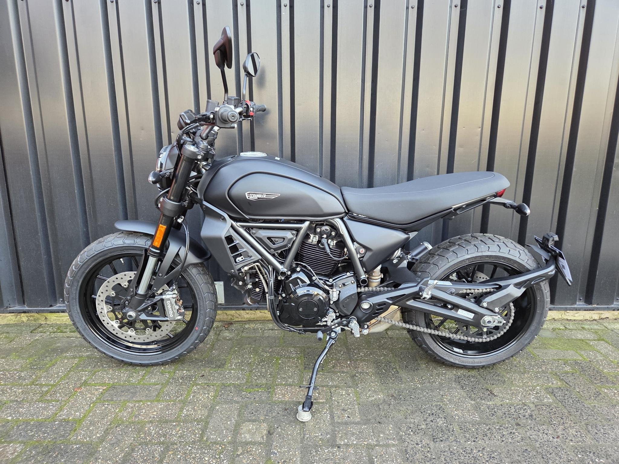 Ducati Scrambler Icon Dark, Nieuw, Bedrijf, Overig, Handgeschakeld