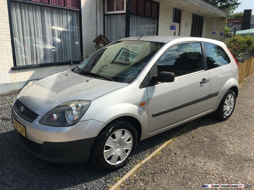 Ford Fiesta 1.3 Style, Auto's, 1299 cc, Stof, Beige, 4 cilinders