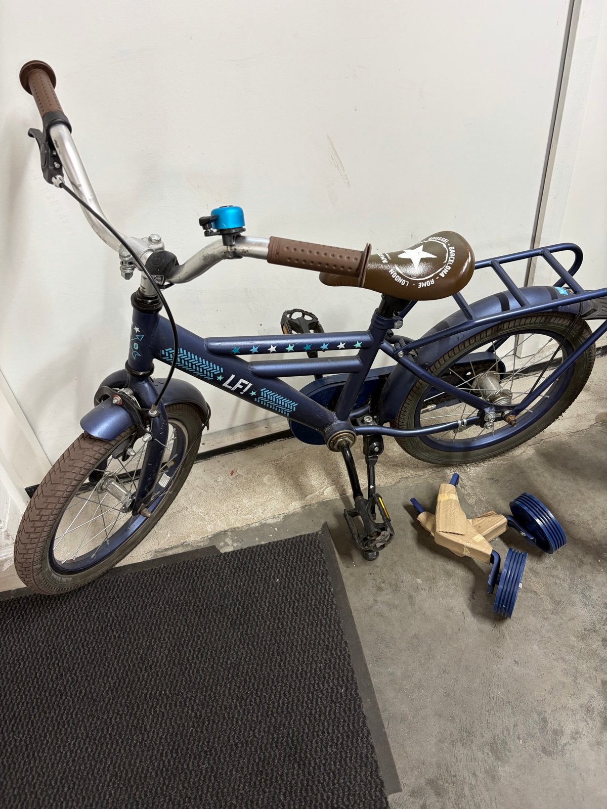 Kinderfiets Lief 16 inch met zijwieltjes, Ophalen, Terugtraprem, Zijwieltjes, 16 tot 20 inch