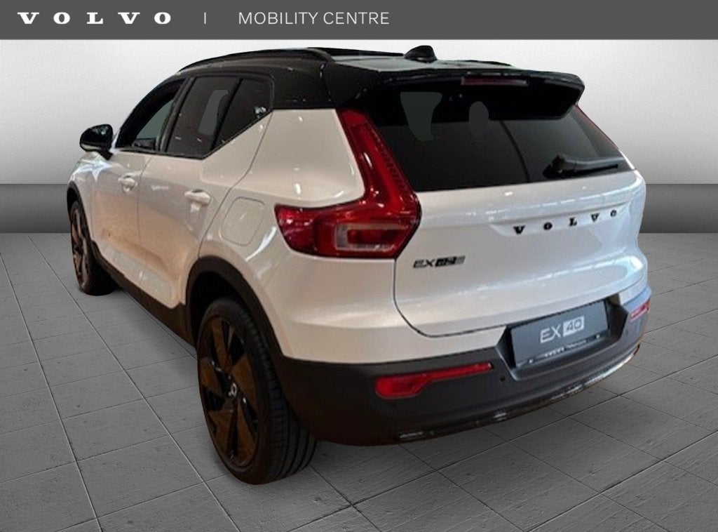 Volvo EX40 EX40 Extend. Range Ultra Black Ed. | TE BESTELLEN, Auto's, Volvo, Automaat, 0 cilinders, 82 kWh, Wit