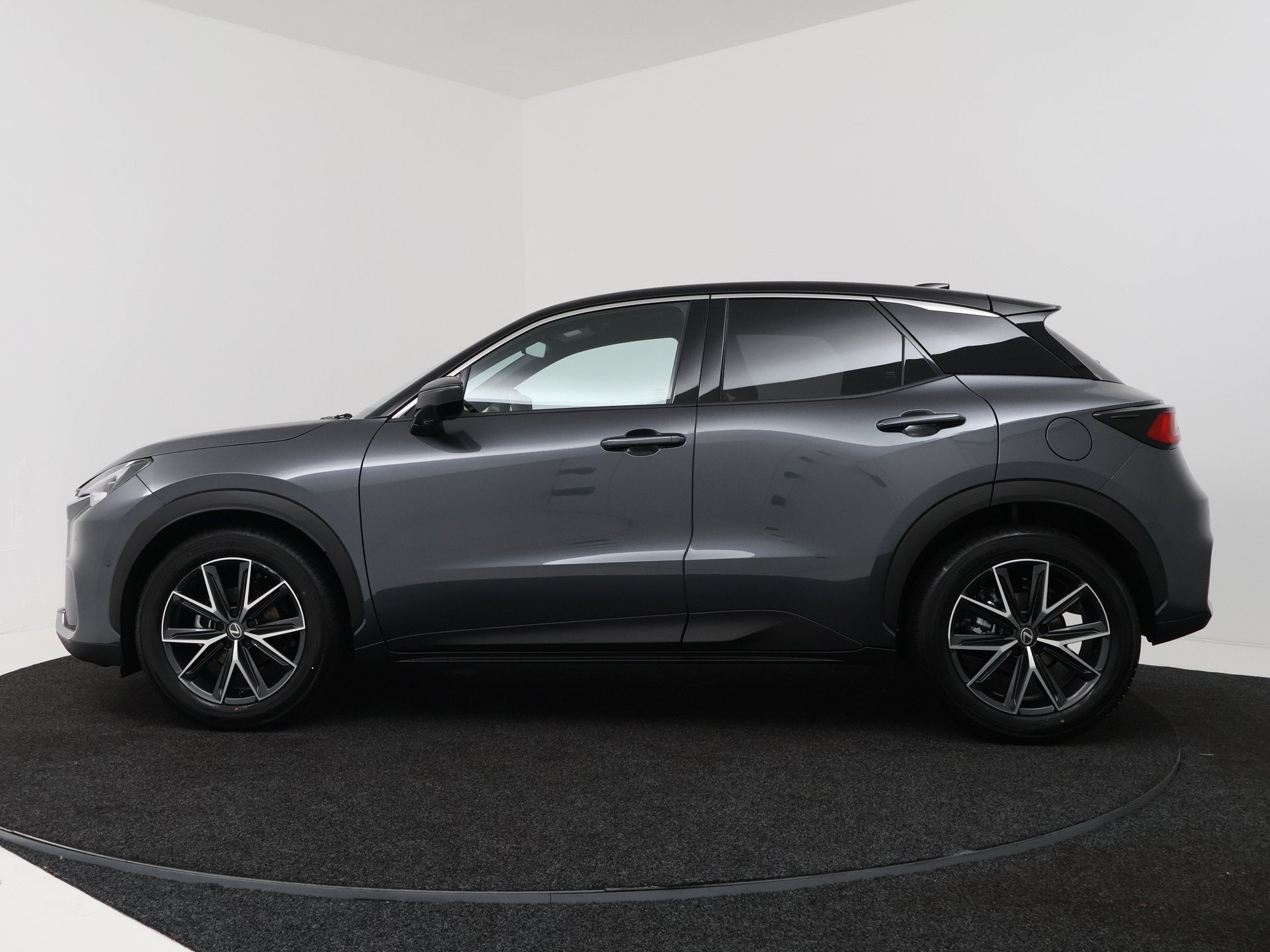 Lexus LBX Cool 2WD | Advanced Pack | Mark Levinson Audio |, Auto's, 12 maanden, 136 pk, 1490 cc, Bedrijf