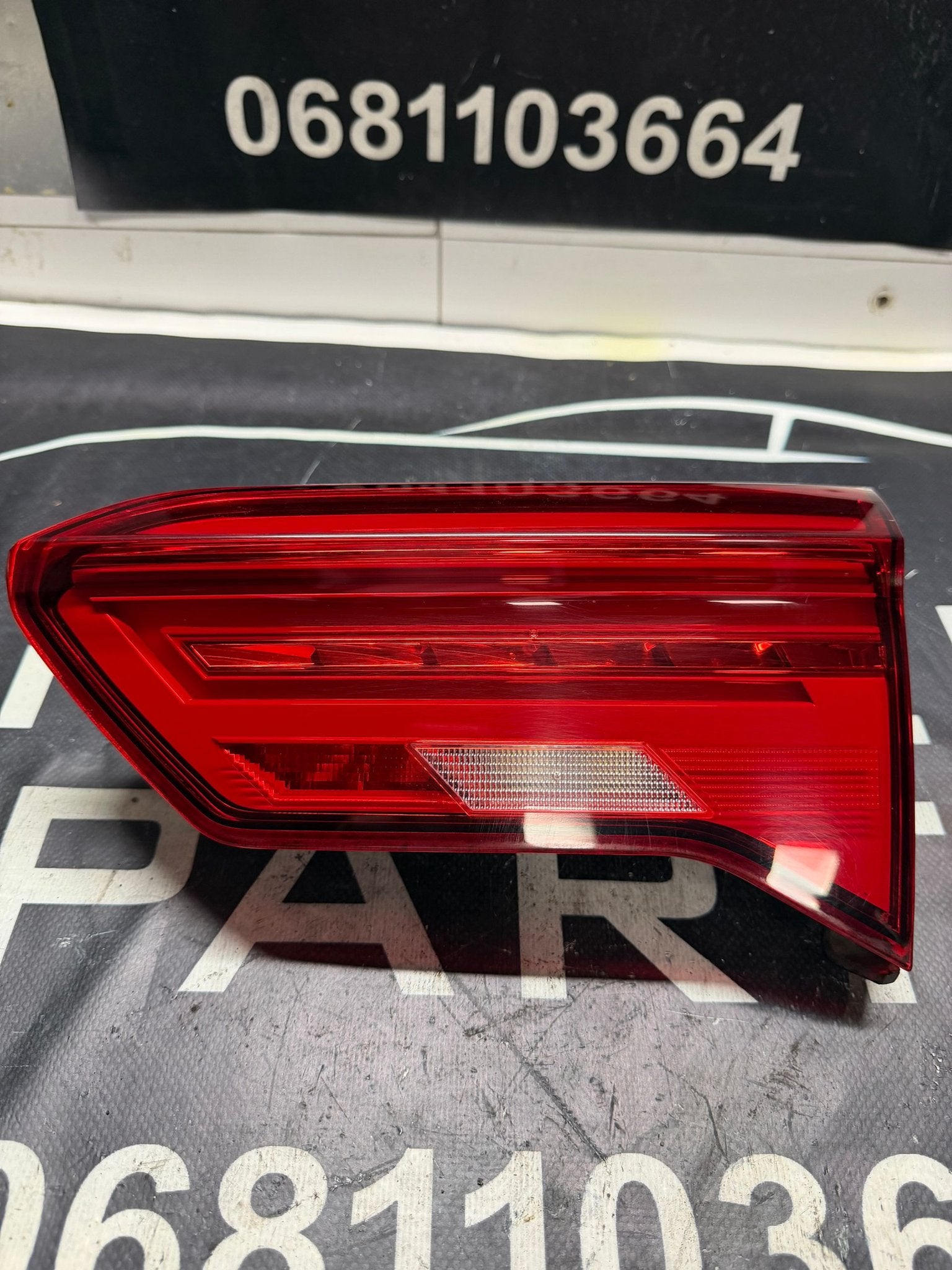 Volkswagen T-Roc Achterlicht Rechts Binnen LED 2GA945094, Gebruikt, -, Volkswagen, -