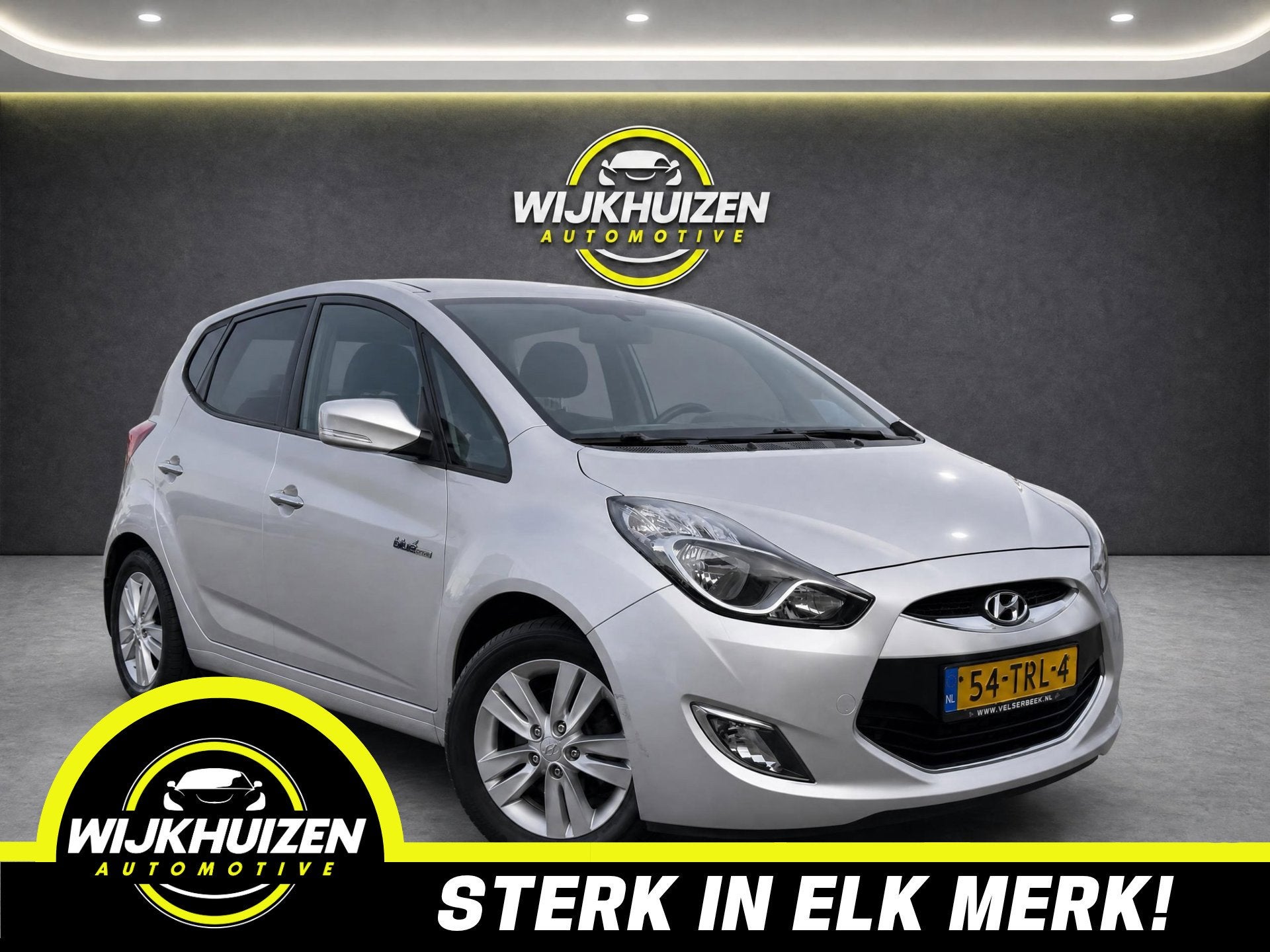 Hyundai Ix20 1.4i i-Vision met Panorama dak ! Trekhaak ! Cli, Auto's, Hyundai, Voorwielaandrijving, Stof, Gebruikt, Zwart