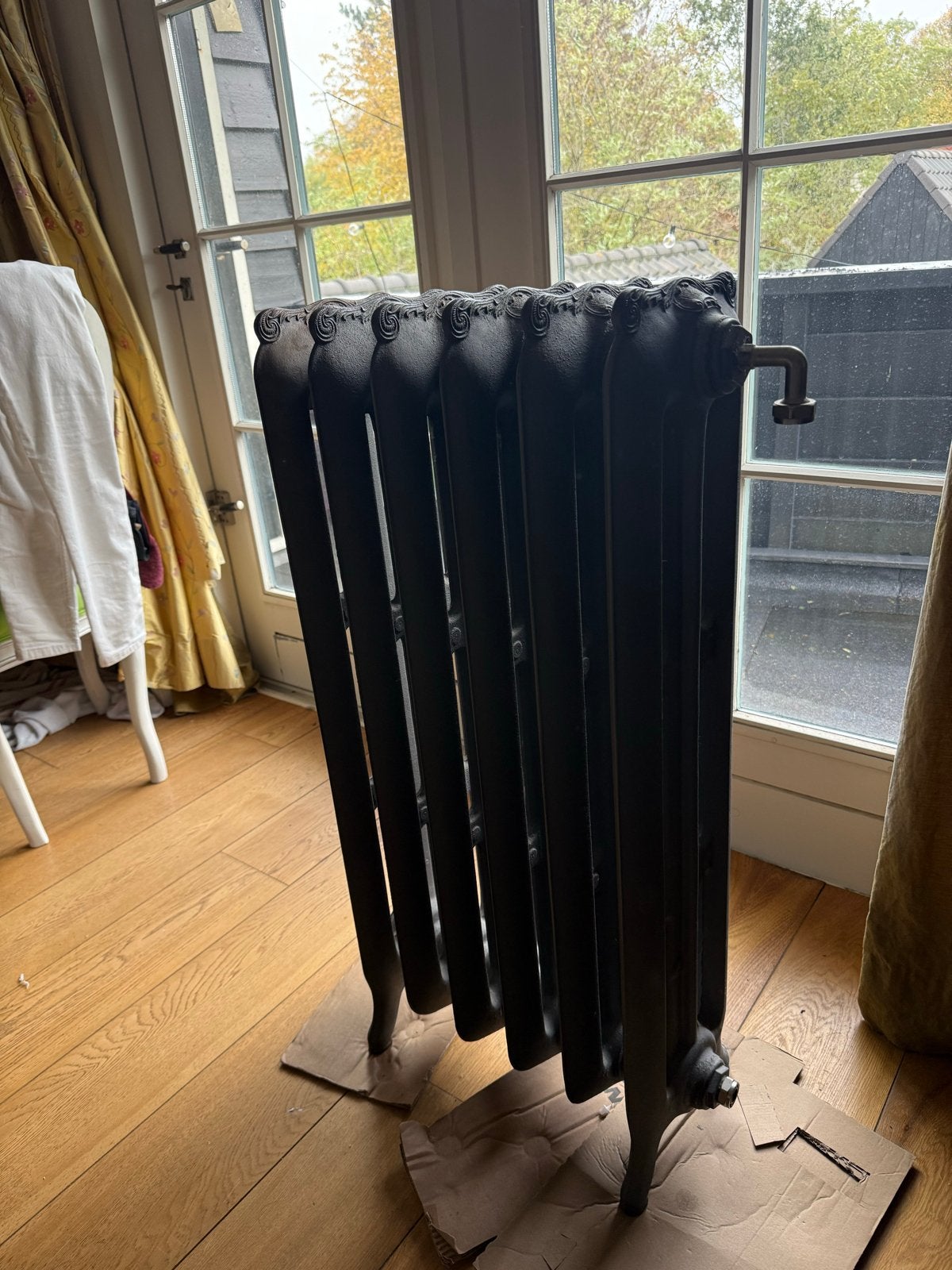 Klassieke gietijzeren sierradiator 94x50 cm, Ophalen, Gebruikt, Radiator, Minder dan 60 cm