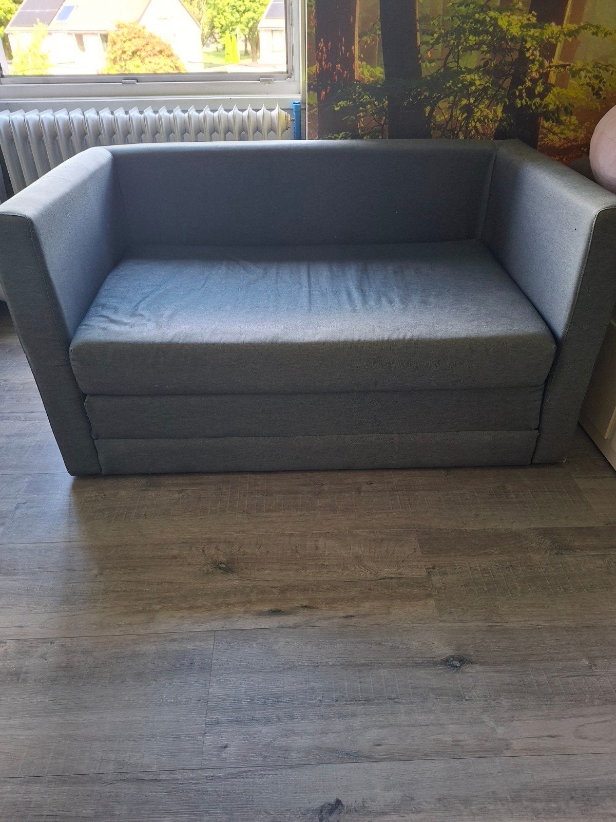 Ultra compacte 2-zits slaapbank JYSK (grijs), Huis en Inrichting, Ophalen, Tweepersoons, Zo goed als nieuw, Grijs