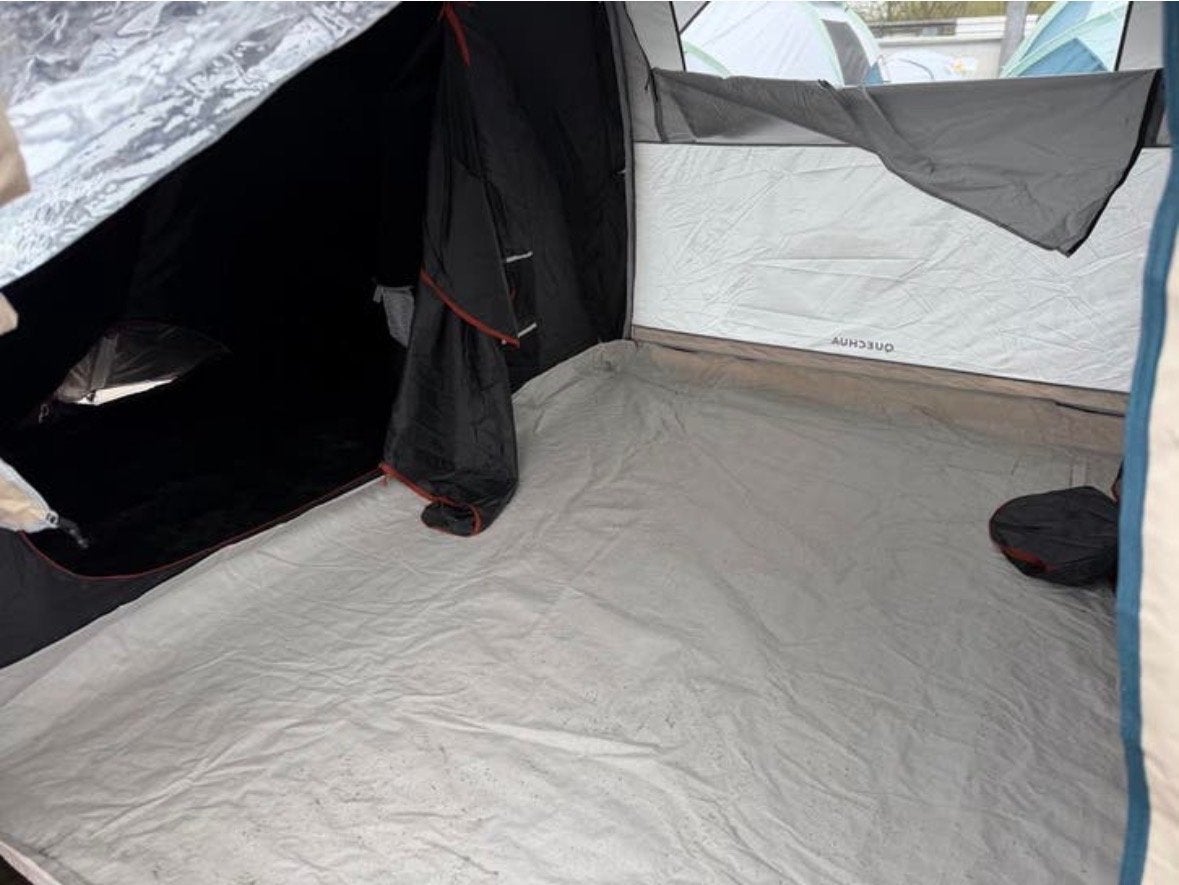 Quechua Opblaasbare Tent - Zo Goed als Nieuw, Ophalen of Verzenden, Zo goed als nieuw, Tot en met 4