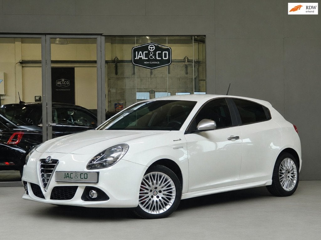 Alfa Romeo Giulietta 1.4 T Sportiva, Auto's, Alfa Romeo, Bedrijf, Te koop, Giulietta, ABS, Airbags, Airconditioning, Automatische klimaatregeling