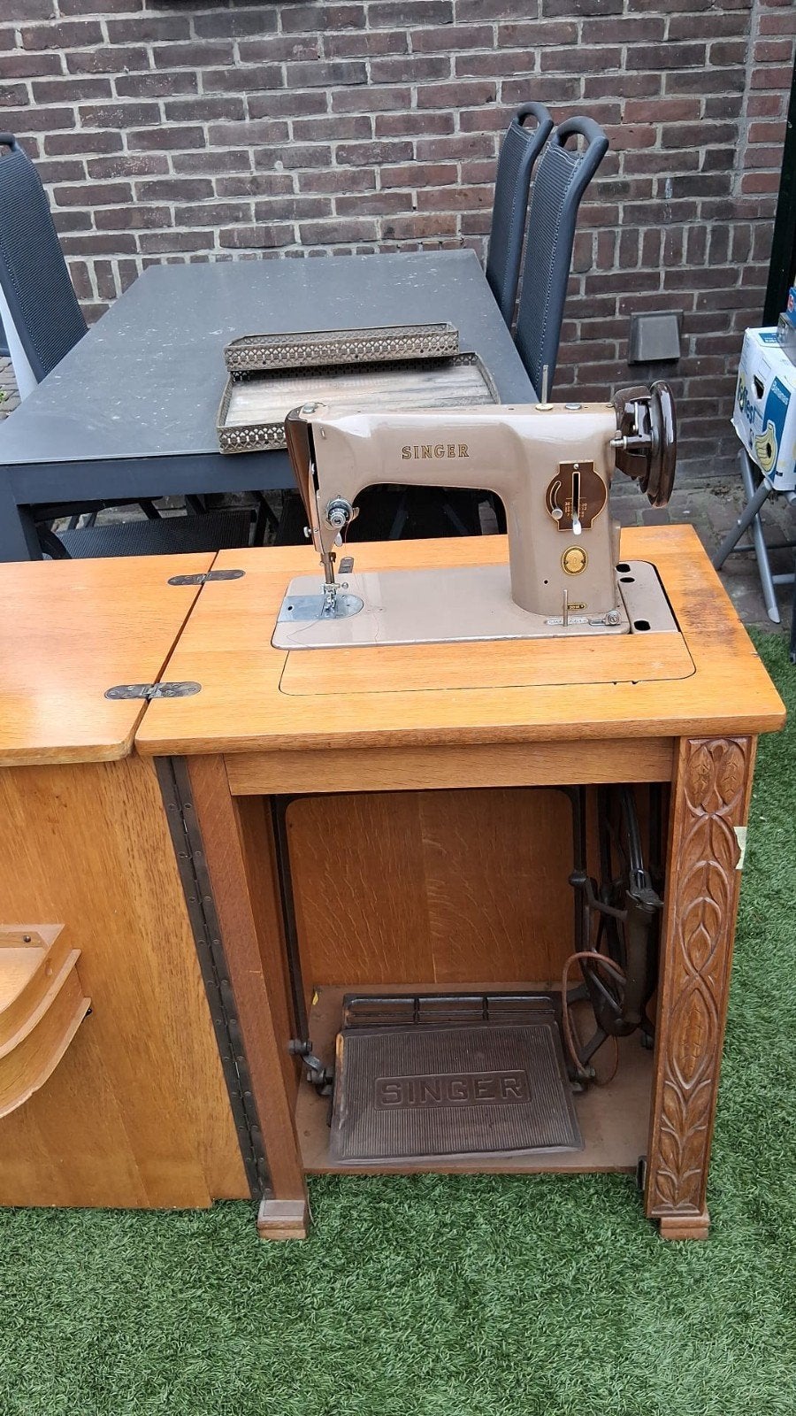 Vintage Singer naaimachine met houten kast, Antiek en Kunst, Antiek | Naaimachines, Ophalen