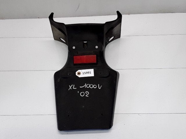 XL1000V 1999 - 2002 Honda Nummerplaathouder D1-26585