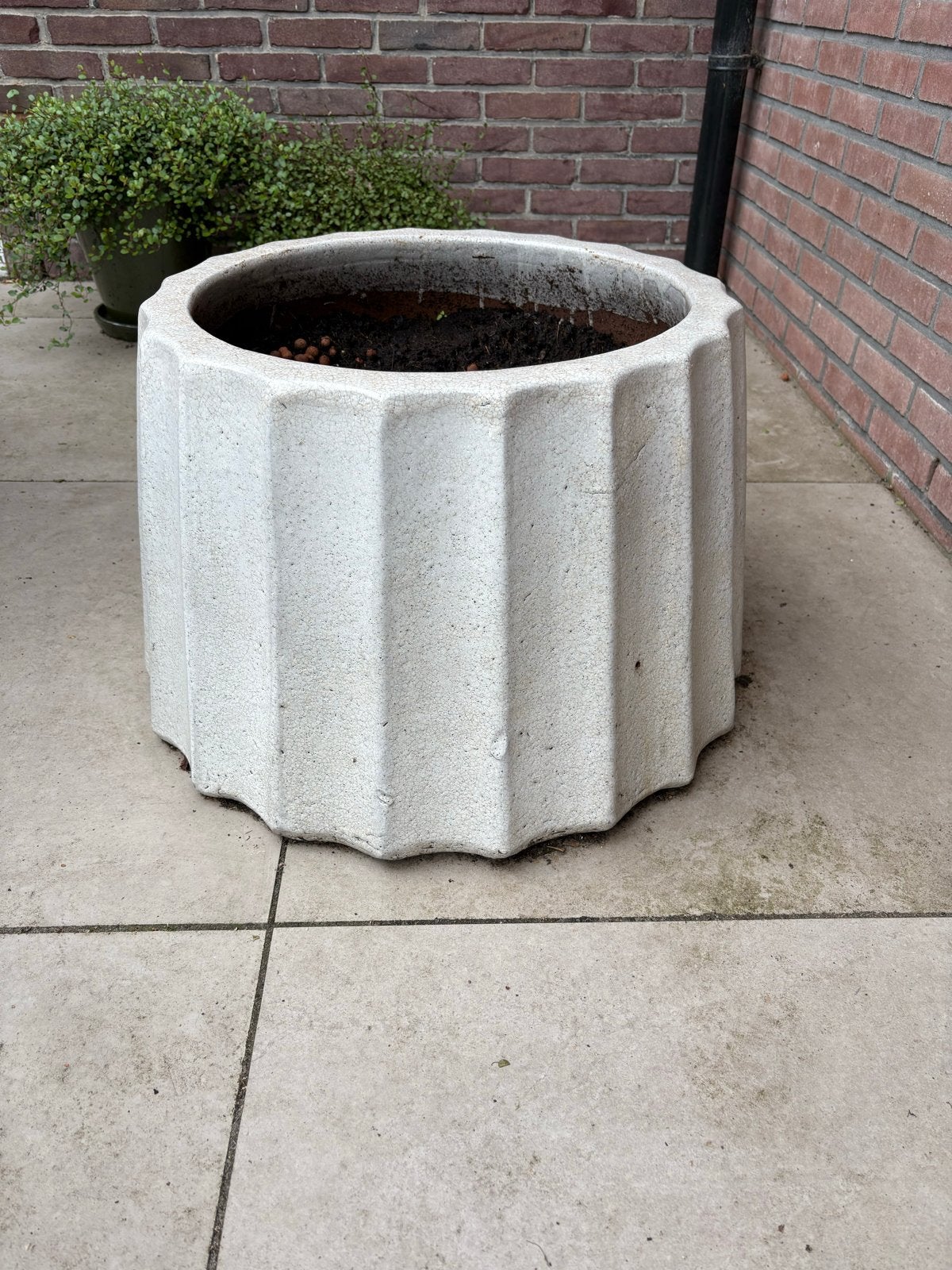 3 Grote geglazuurde bloempotten, modern ontwerp, Tuin en Terras, Bloempotten, Ophalen, Gebruikt, 40 cm of meer, Rond