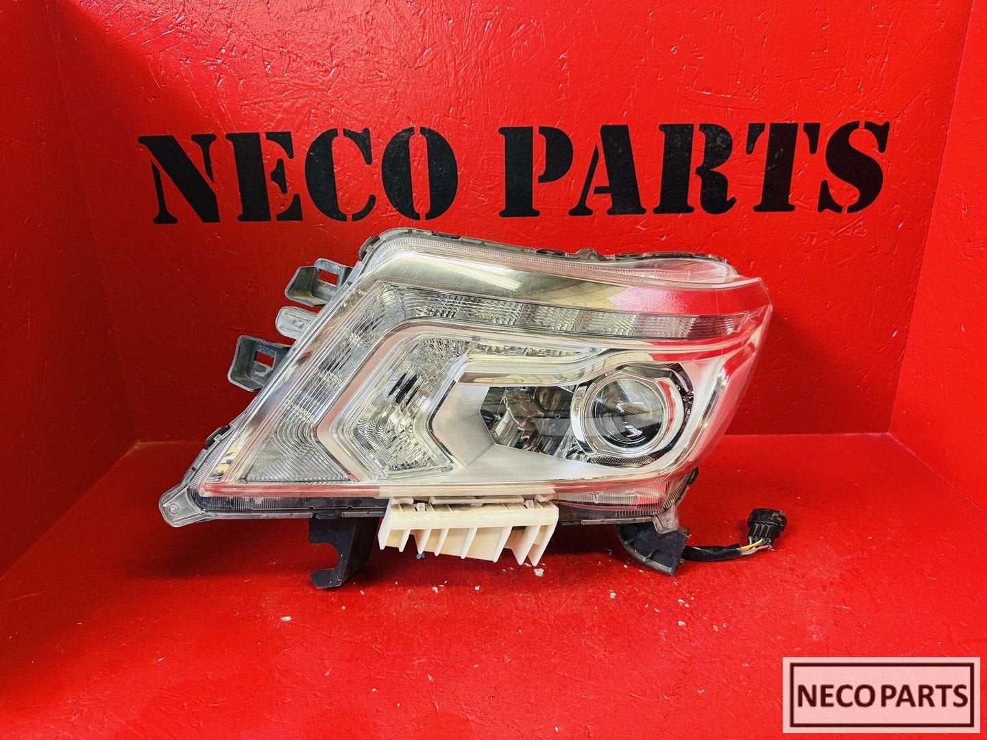 NISSAN NAVARA FULL LED KOPLAMP ORIGINEEL ALLES LEVERBAAR !!!, Auto-onderdelen, Gebruikt, -, -, Ophalen of Verzenden