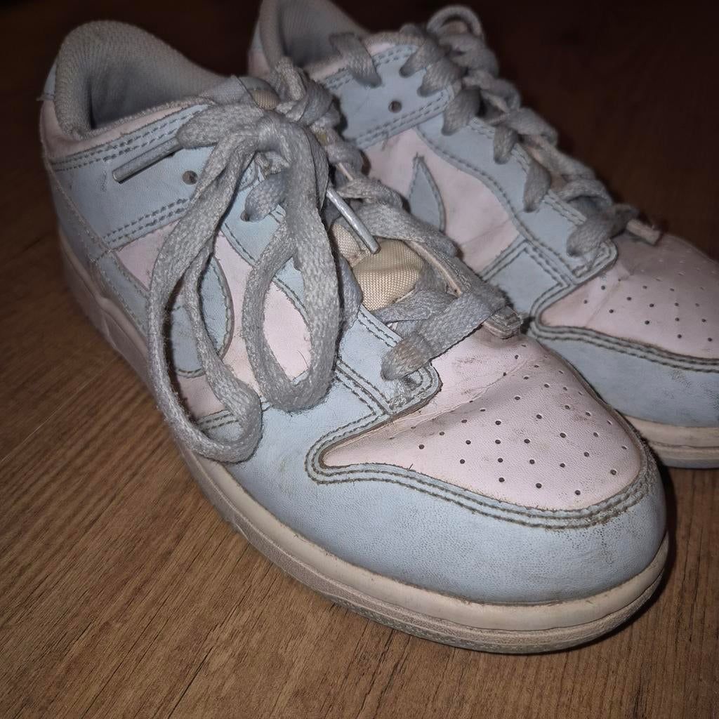 Nike Dunk Low Babyblauw Sneakers maat 35, Kleding | Dames, Schoenen, Blauw, Nike, Ophalen of Verzenden, Sneakers of Gympen