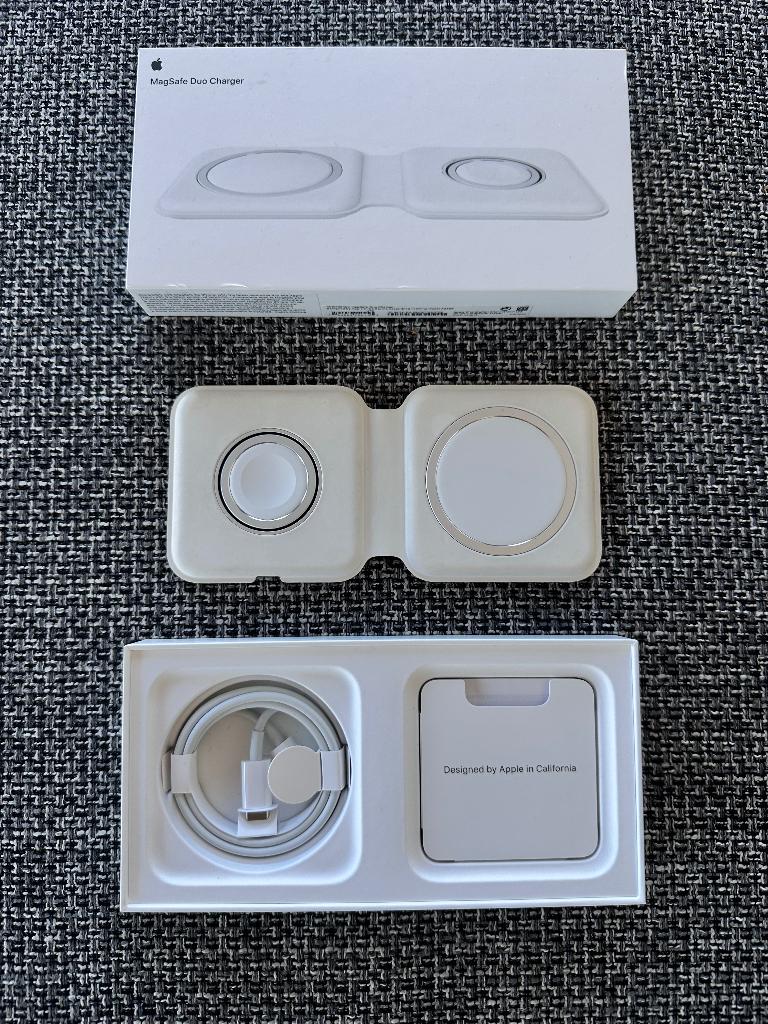 Apple MagSafe Duo Charger origineel compleet met doos, Ophalen of Verzenden, Zo goed als nieuw, Apple iPhone