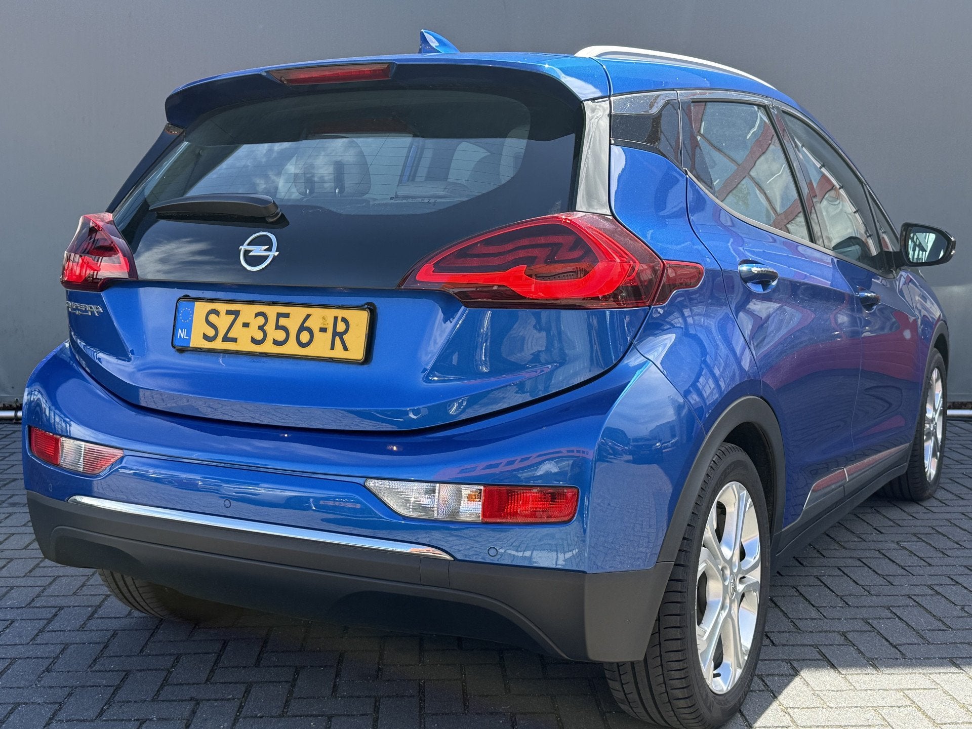 Opel Ampera-E BWJ 2018 60 kWh 204 PK Business executive STOE, Auto's, Blauw, 380 km, 204 pk, Te koop
