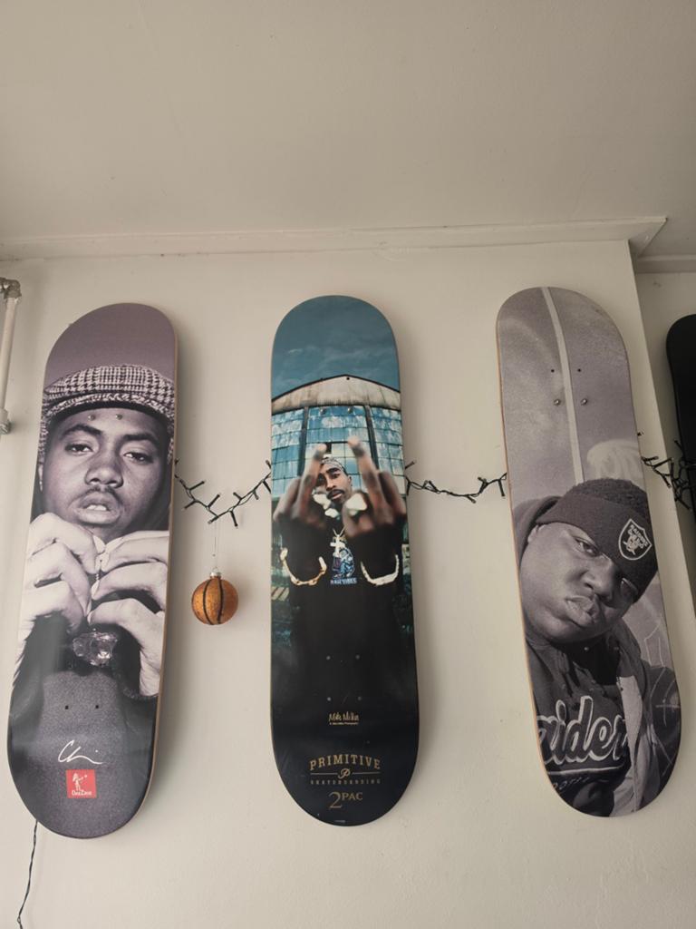 Skateboard decks: Nas, 2Pac, Biggie - per deck bieden., Ophalen of Verzenden, Zo goed als nieuw, Skateboard